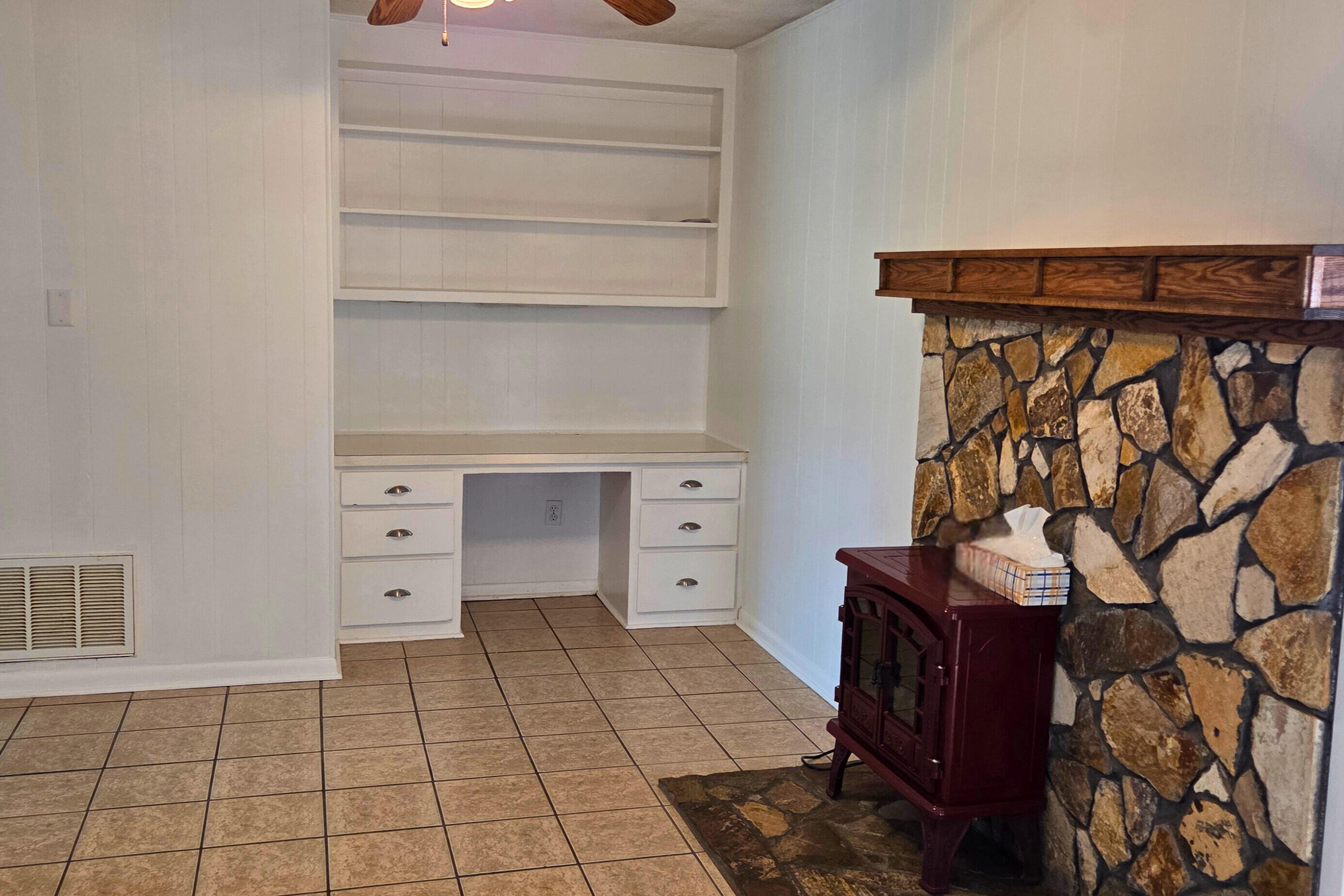 LEOTA MILLER S/D - Residential