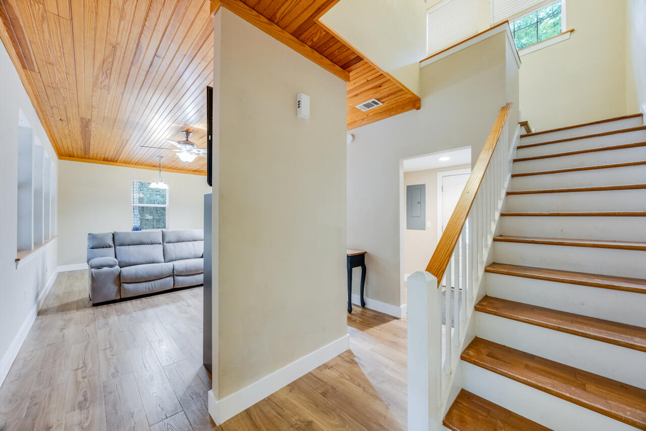 NO RECORDED SUBDIVISION - Residential