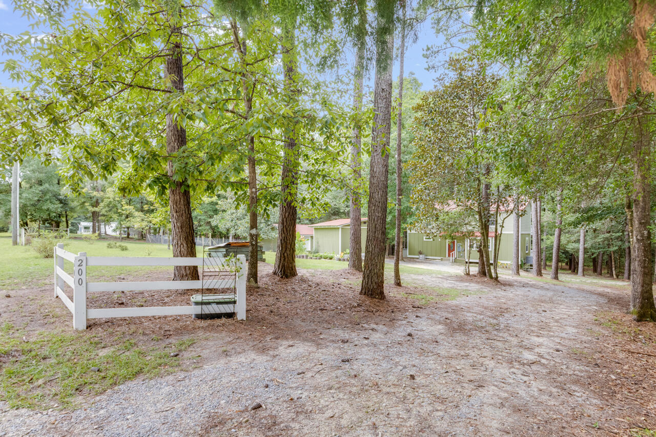 NO RECORDED SUBDIVISION - Residential