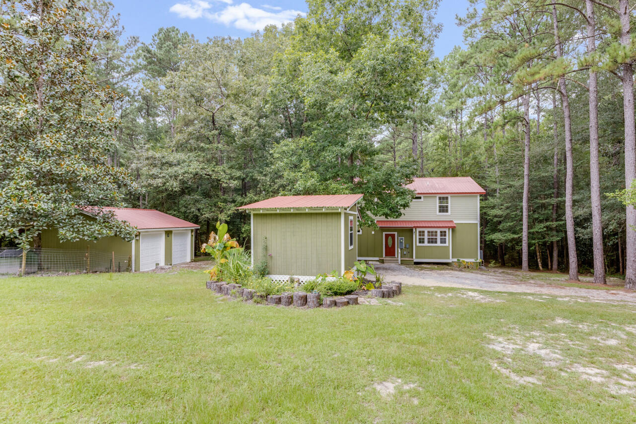 NO RECORDED SUBDIVISION - Residential