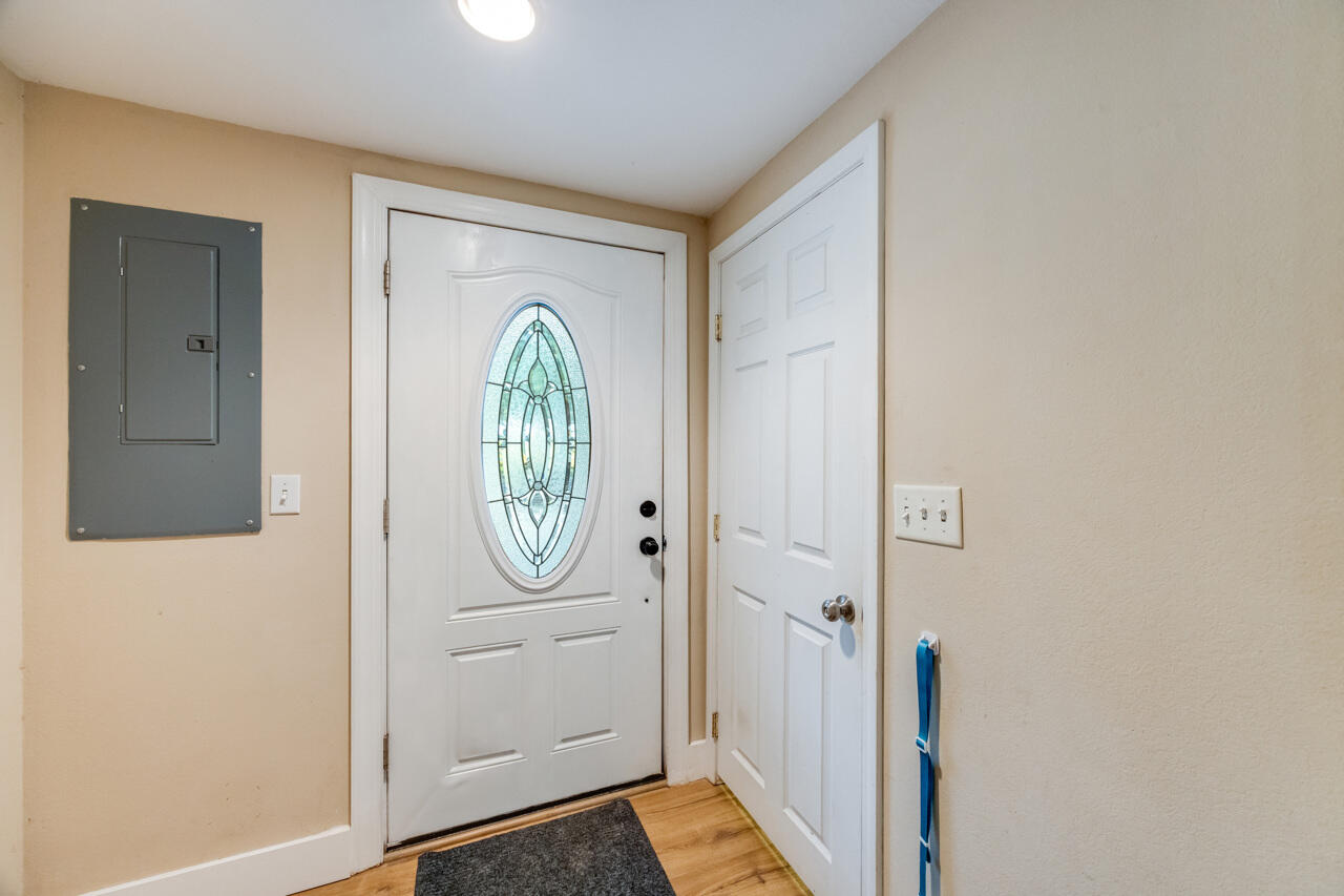 NO RECORDED SUBDIVISION - Residential