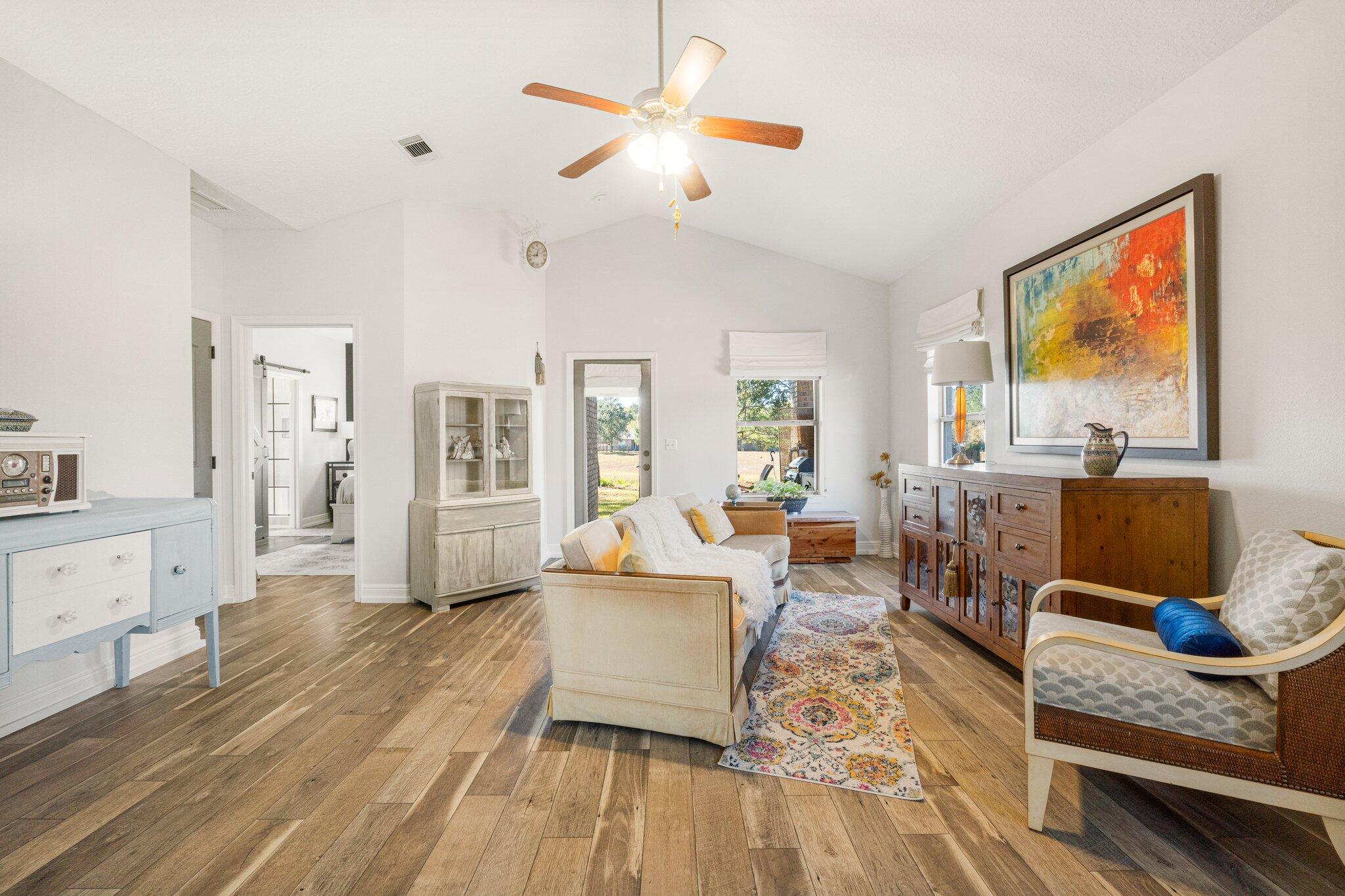 HAMMOCK BAY - Residential