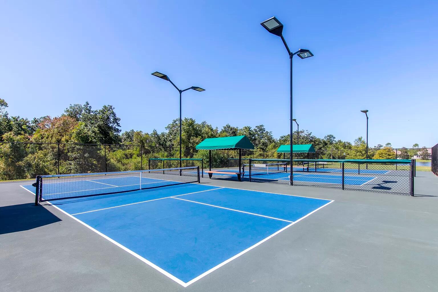 HAMMOCK BAY - Residential