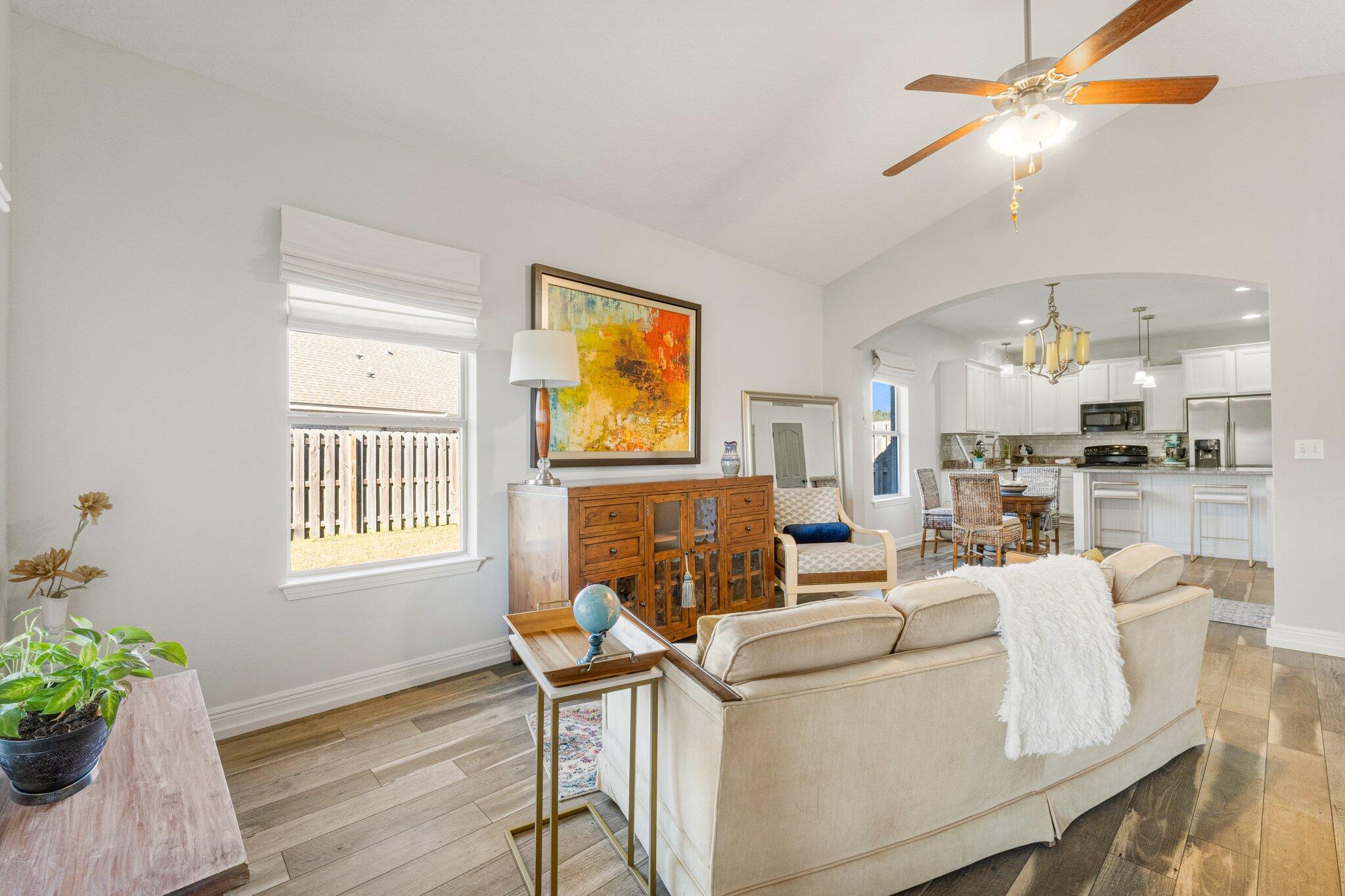 HAMMOCK BAY - Residential