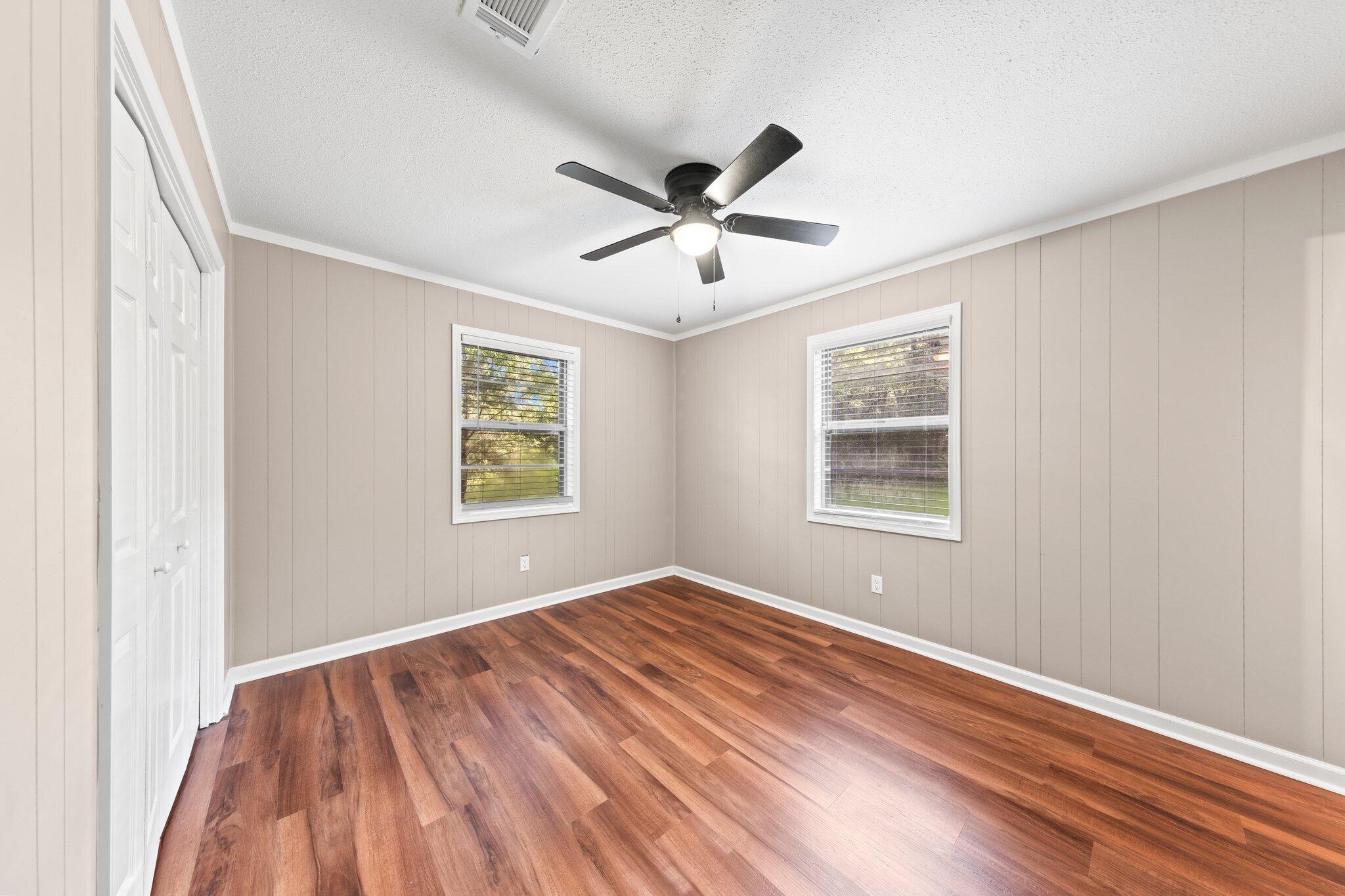 MULLET CREEK - Residential Lease