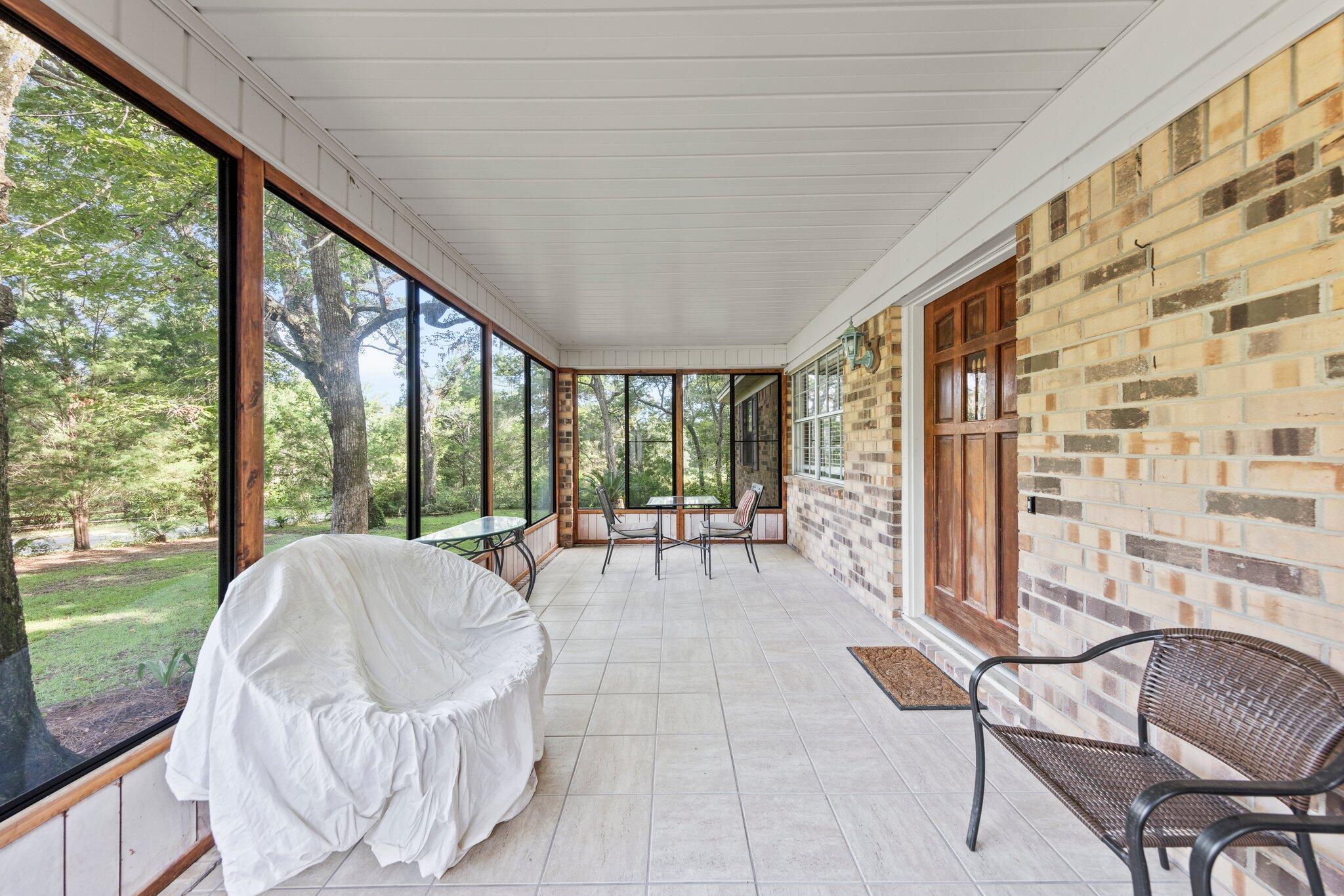 MULLET CREEK - Residential Lease