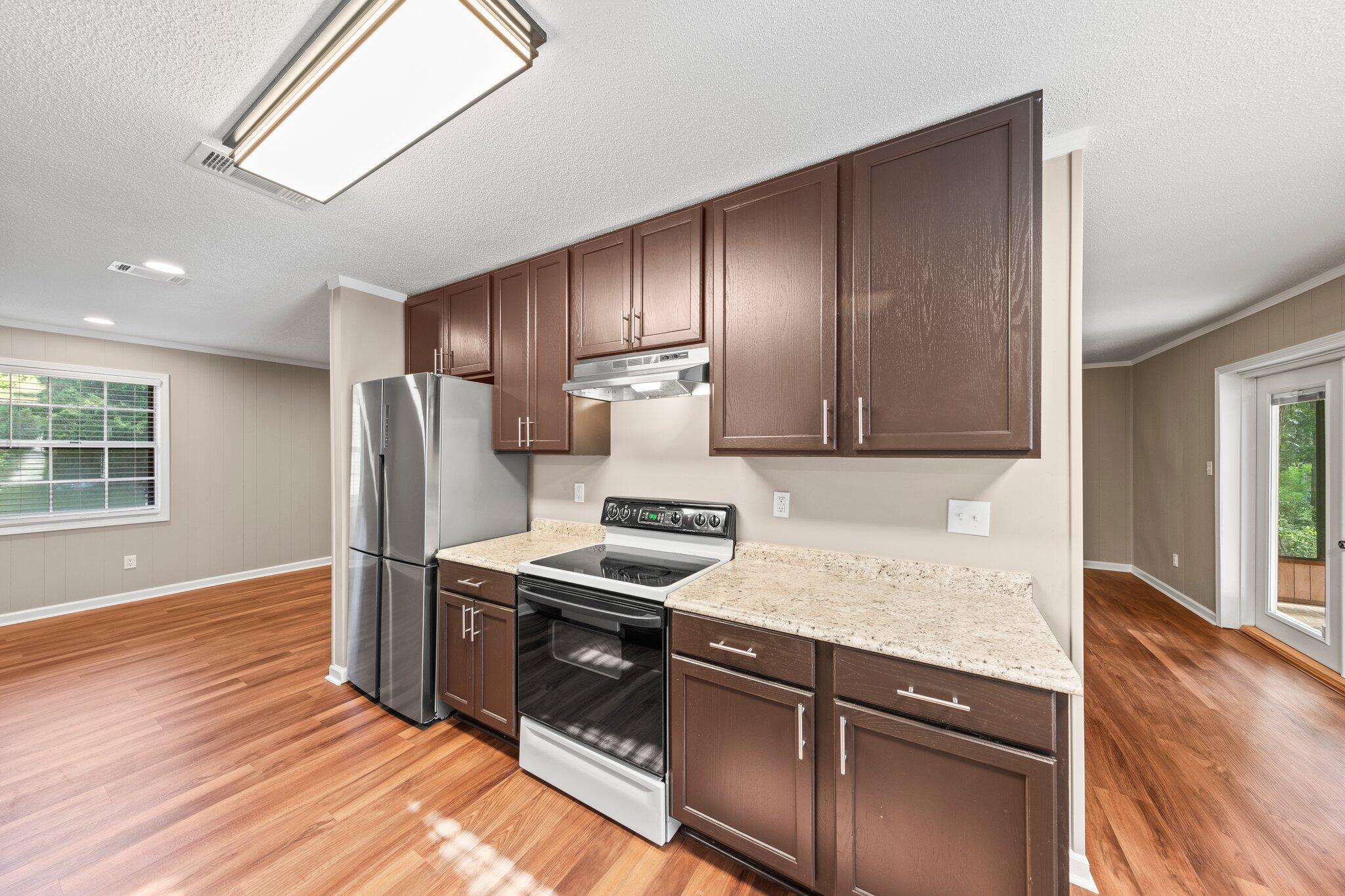 MULLET CREEK - Residential Lease