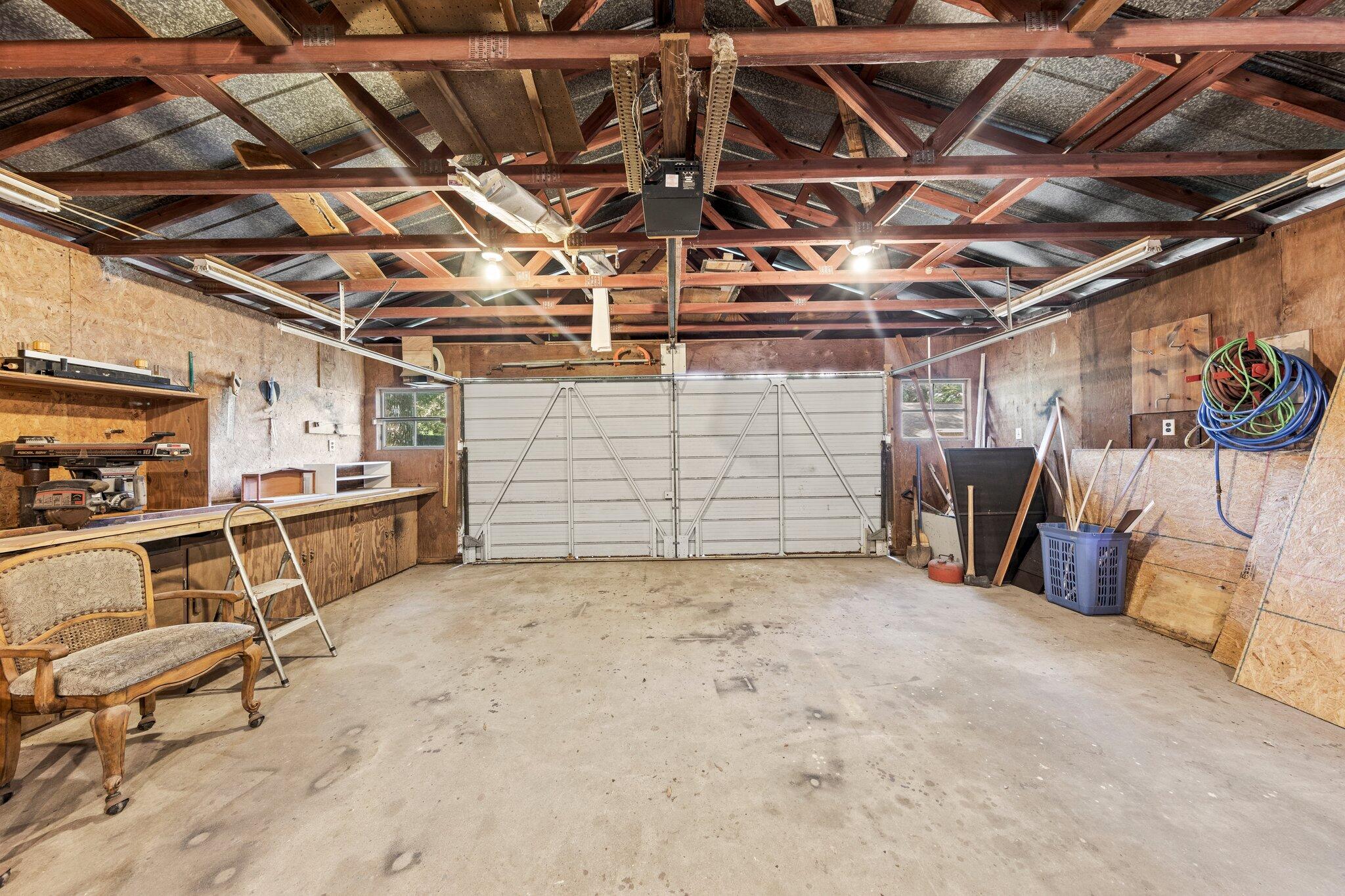 MULLET CREEK - Residential Lease