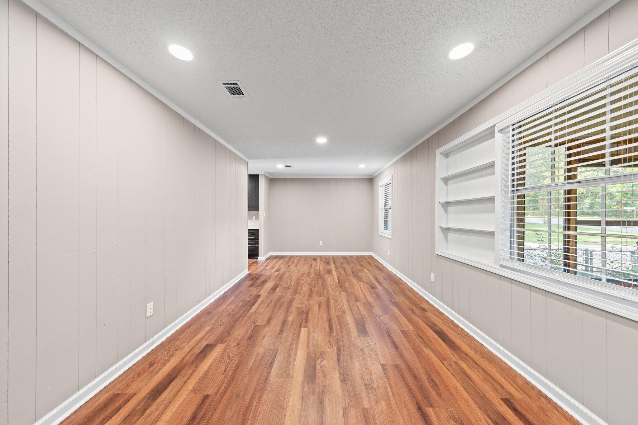 MULLET CREEK - Residential Lease