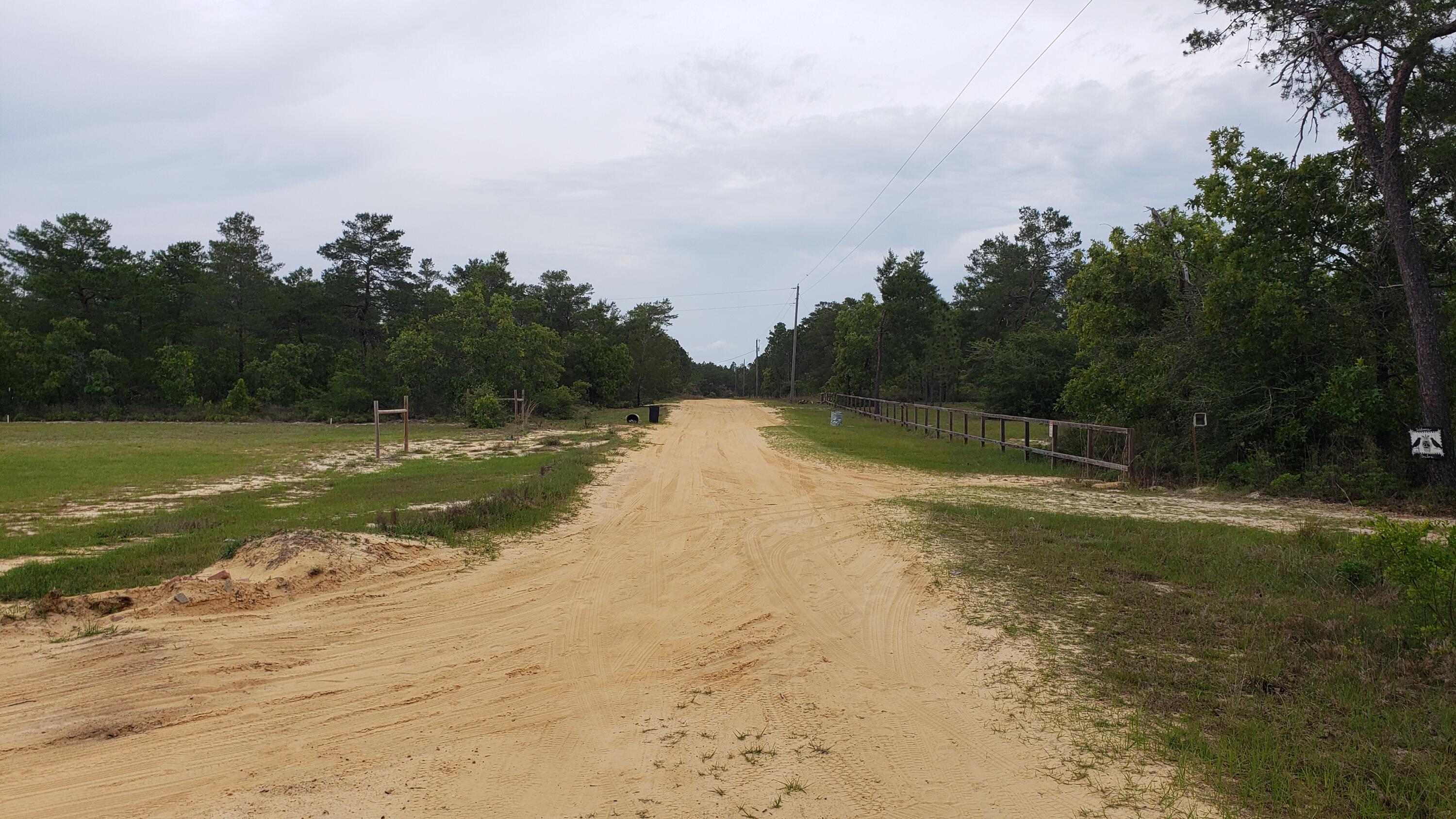 WHITE PINES UNREC - Land