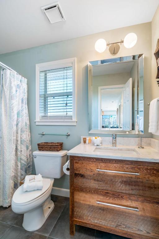 BEACHSIDE VILLAS CONDO - Residential