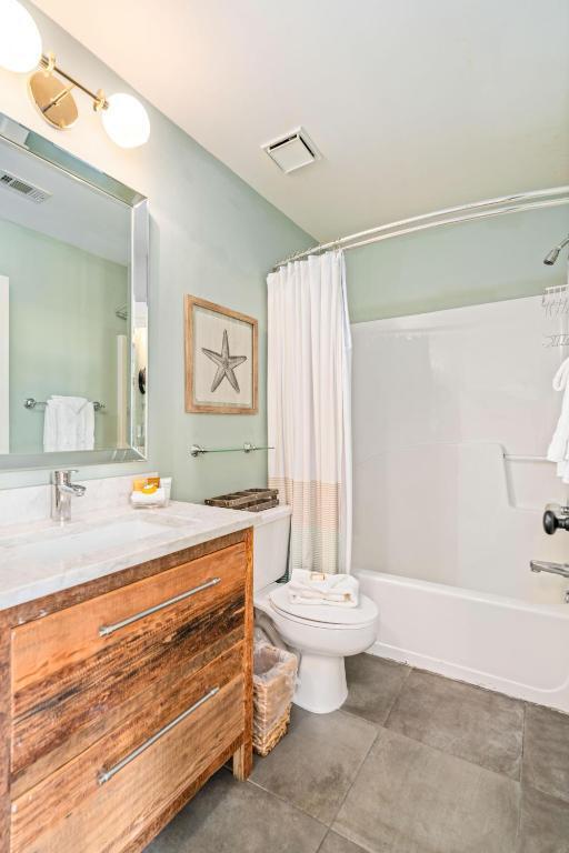 BEACHSIDE VILLAS CONDO - Residential