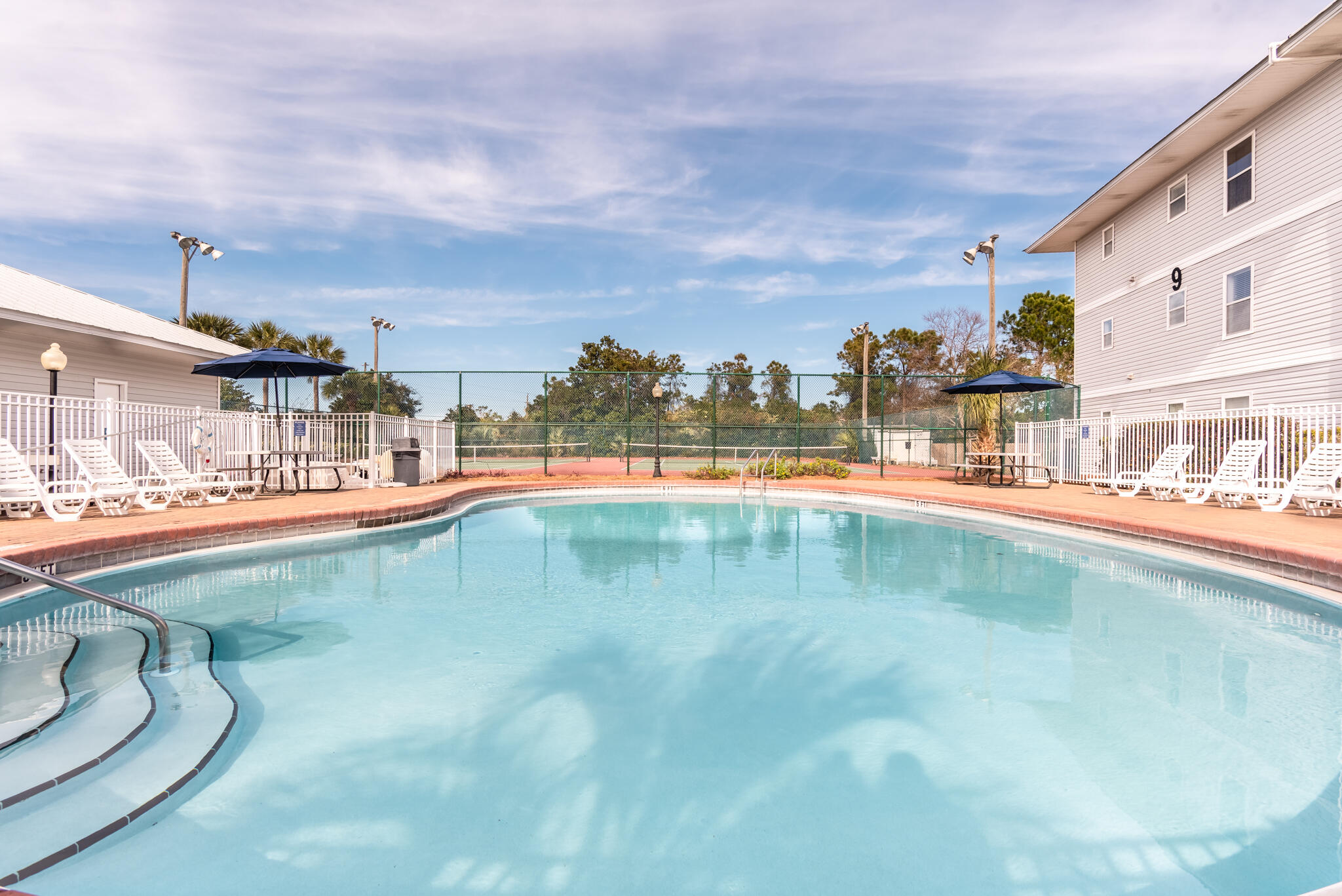 BEACHSIDE VILLAS CONDO - Residential