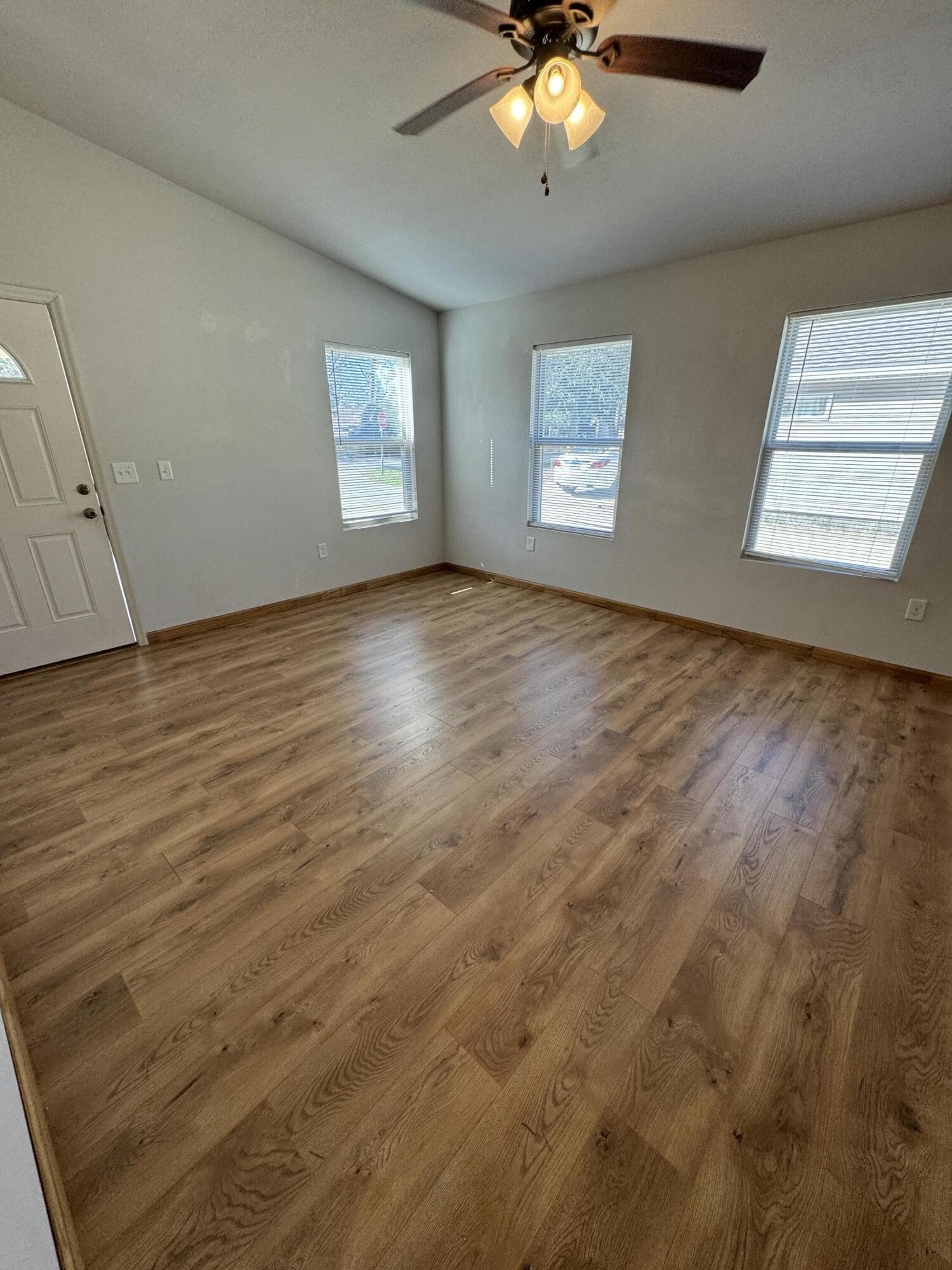 NAVARRE FIRST ADD - Residential