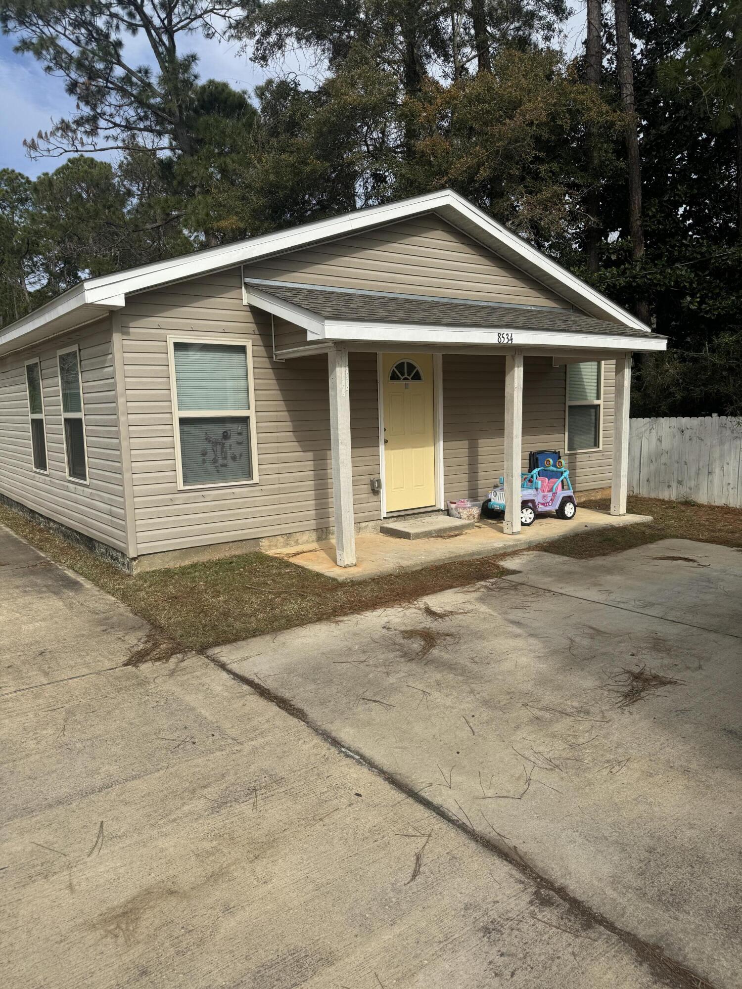 NAVARRE FIRST ADD - Residential