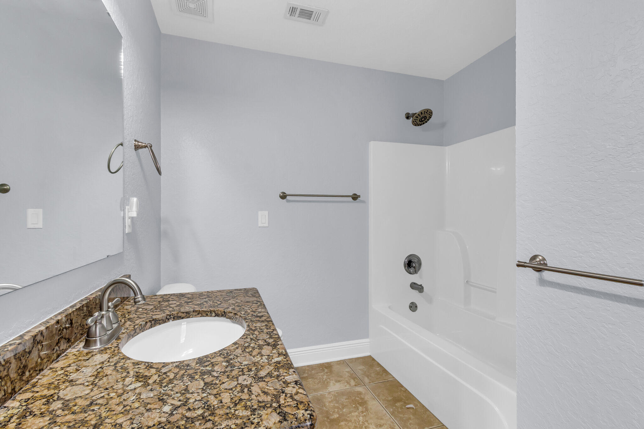 SILVERWOOD - Residential Lease