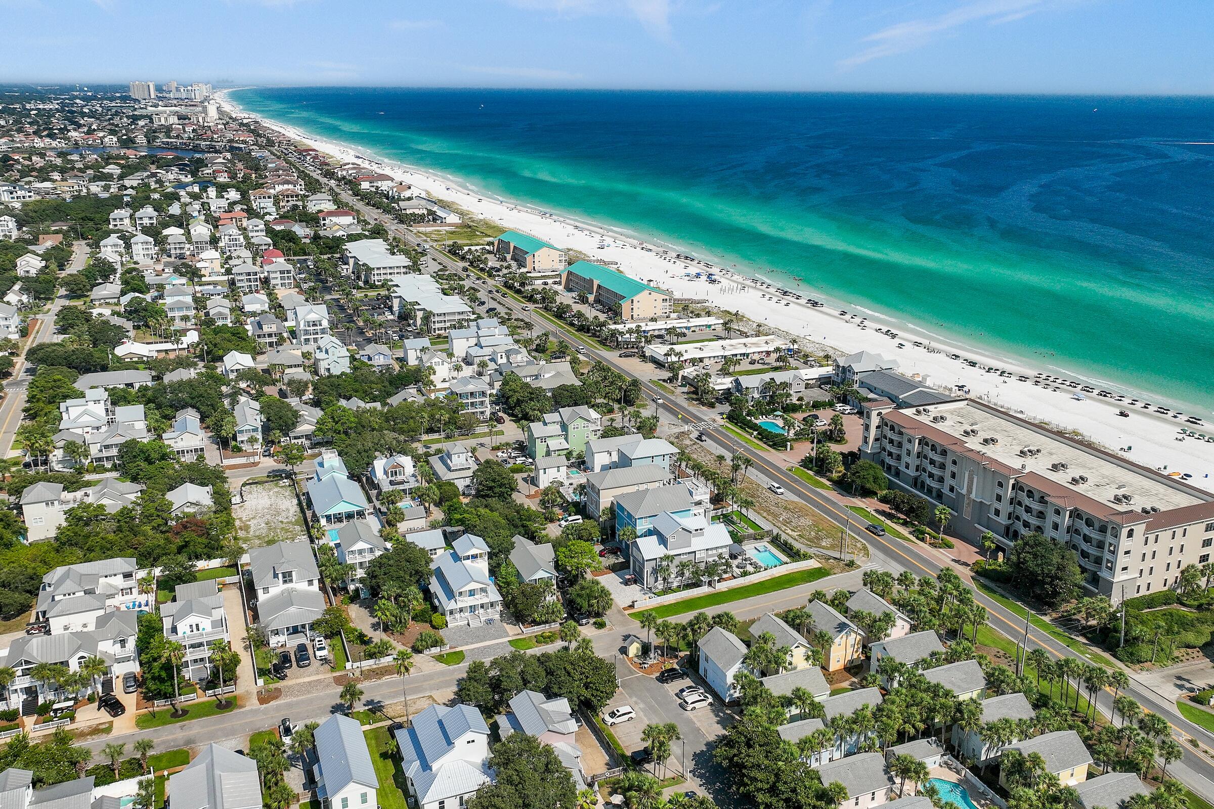 CRYSTAL BEACH - Residential