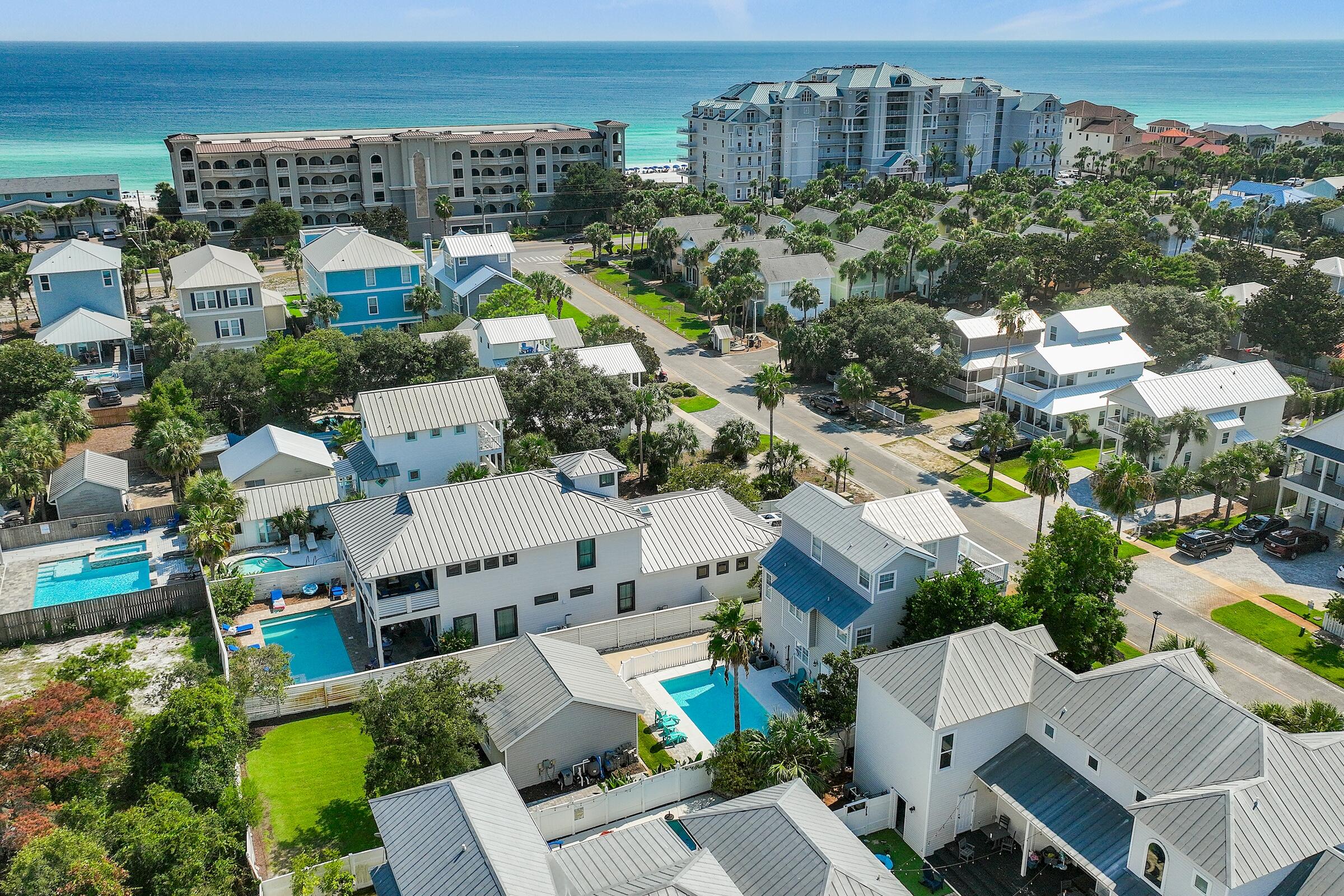 CRYSTAL BEACH - Residential