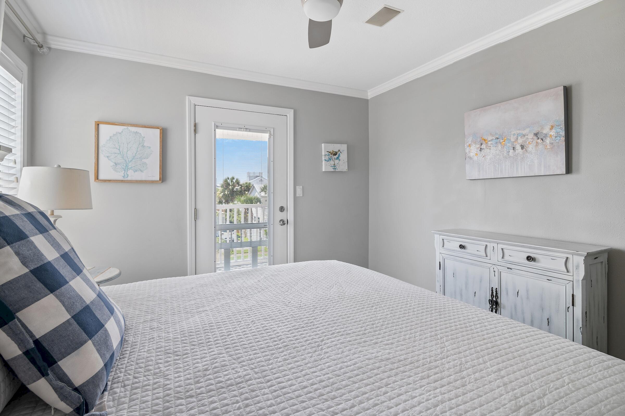 CRYSTAL BEACH - Residential