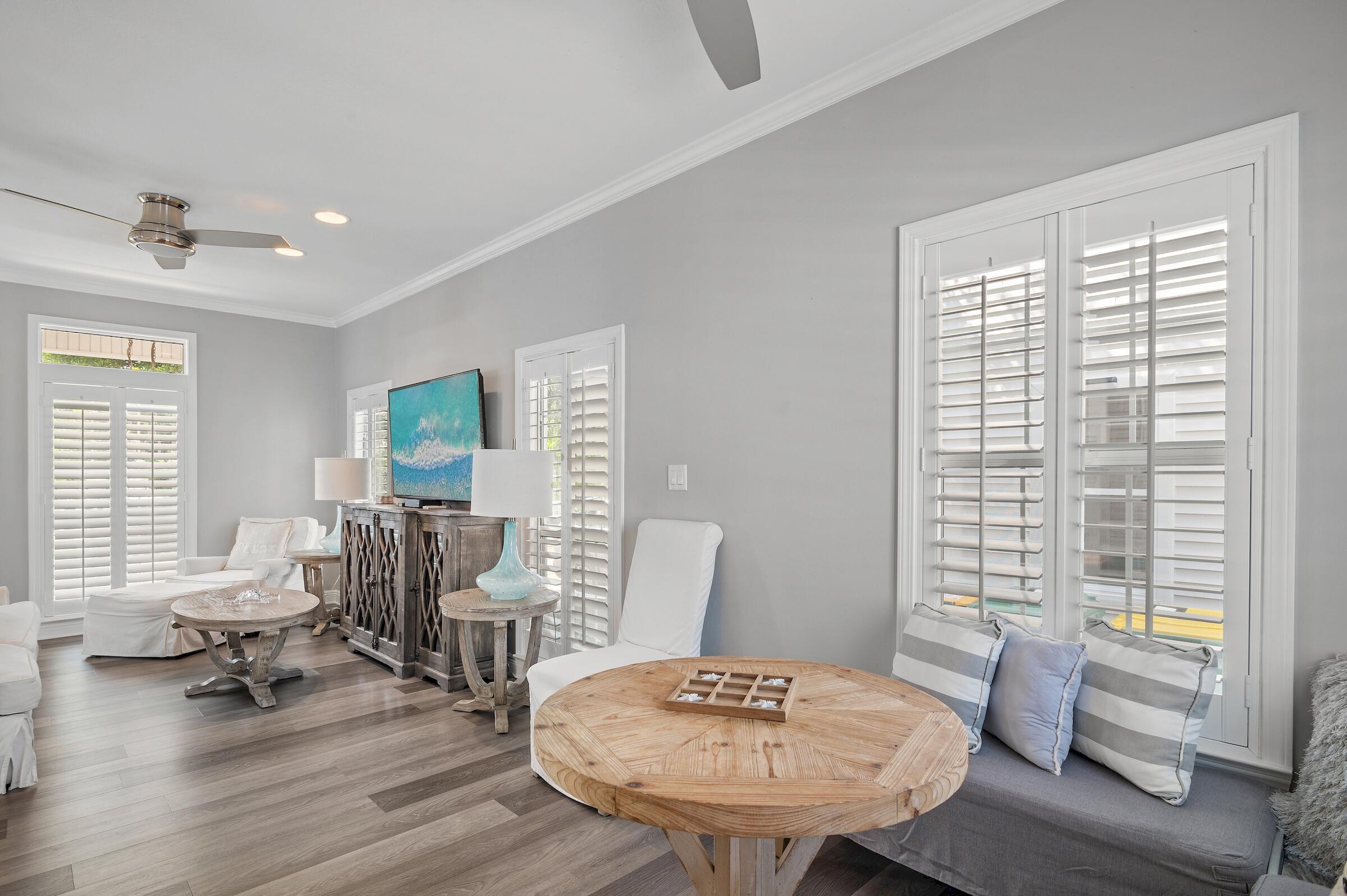 CRYSTAL BEACH - Residential