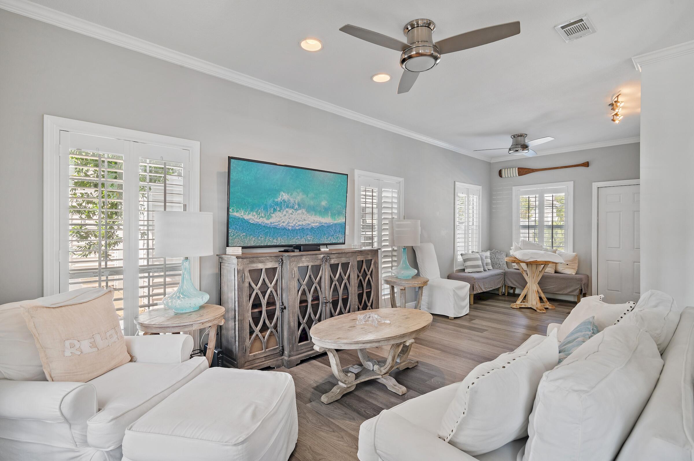 CRYSTAL BEACH - Residential