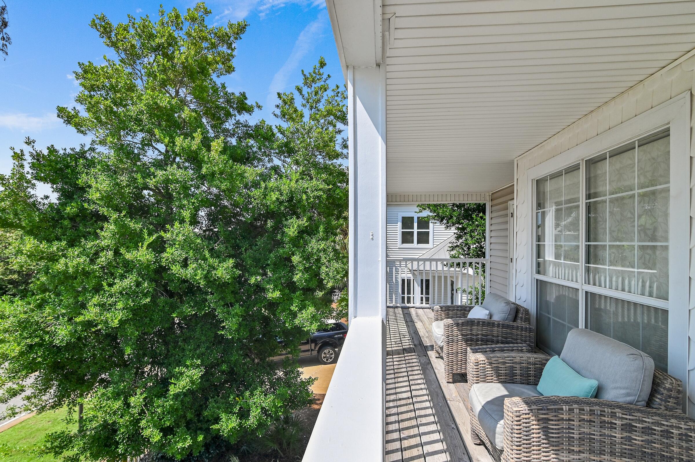 CRYSTAL BEACH - Residential