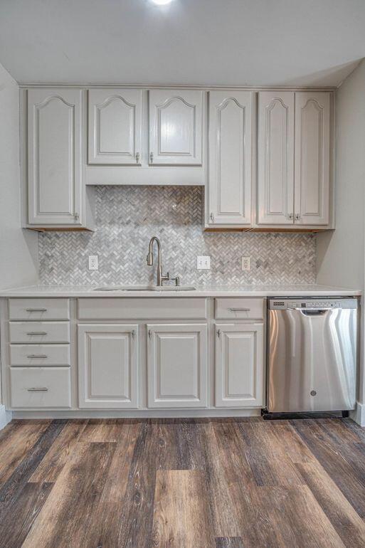 CAROL ANNE MANOR - Residential Lease