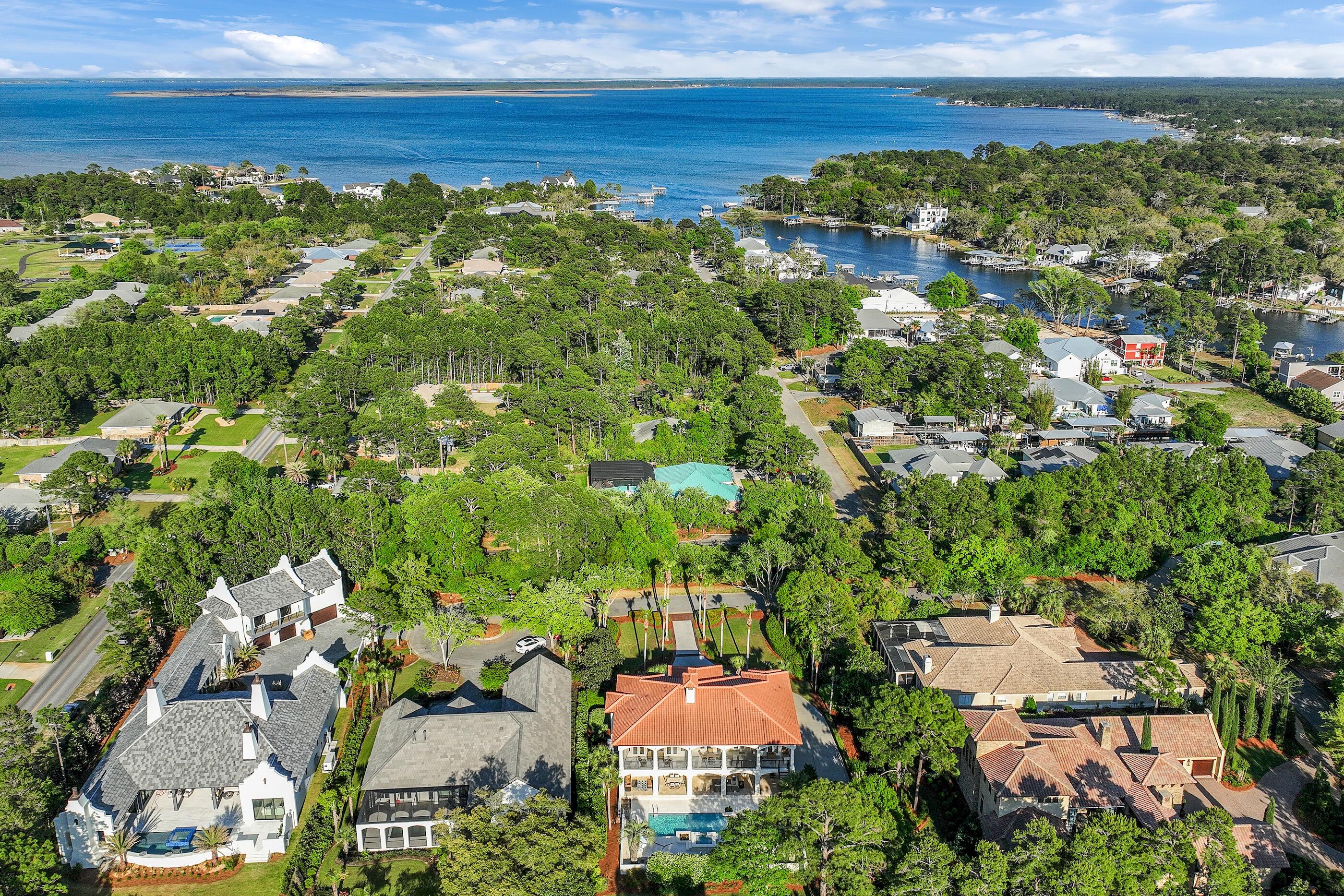 BURNT PINE - Residential