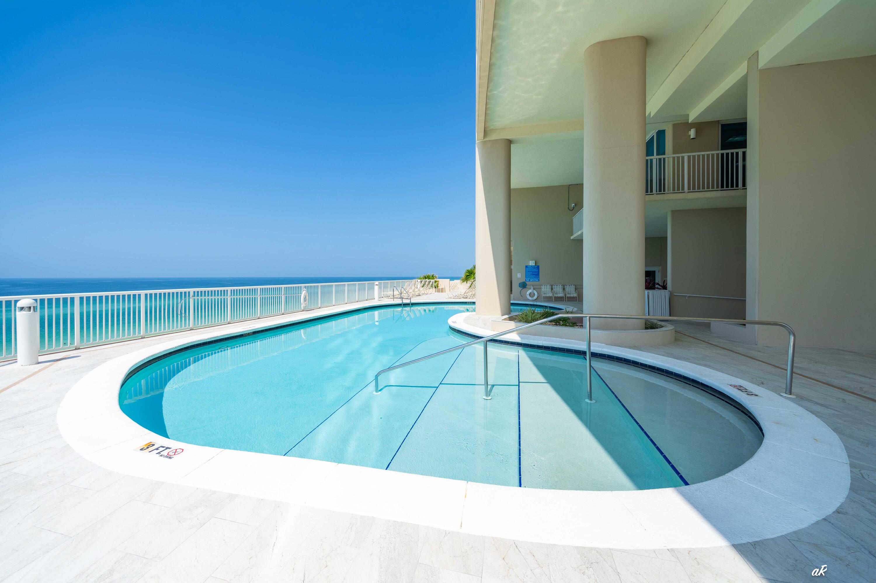 PALAZZO CONDOMINIUM - Residential