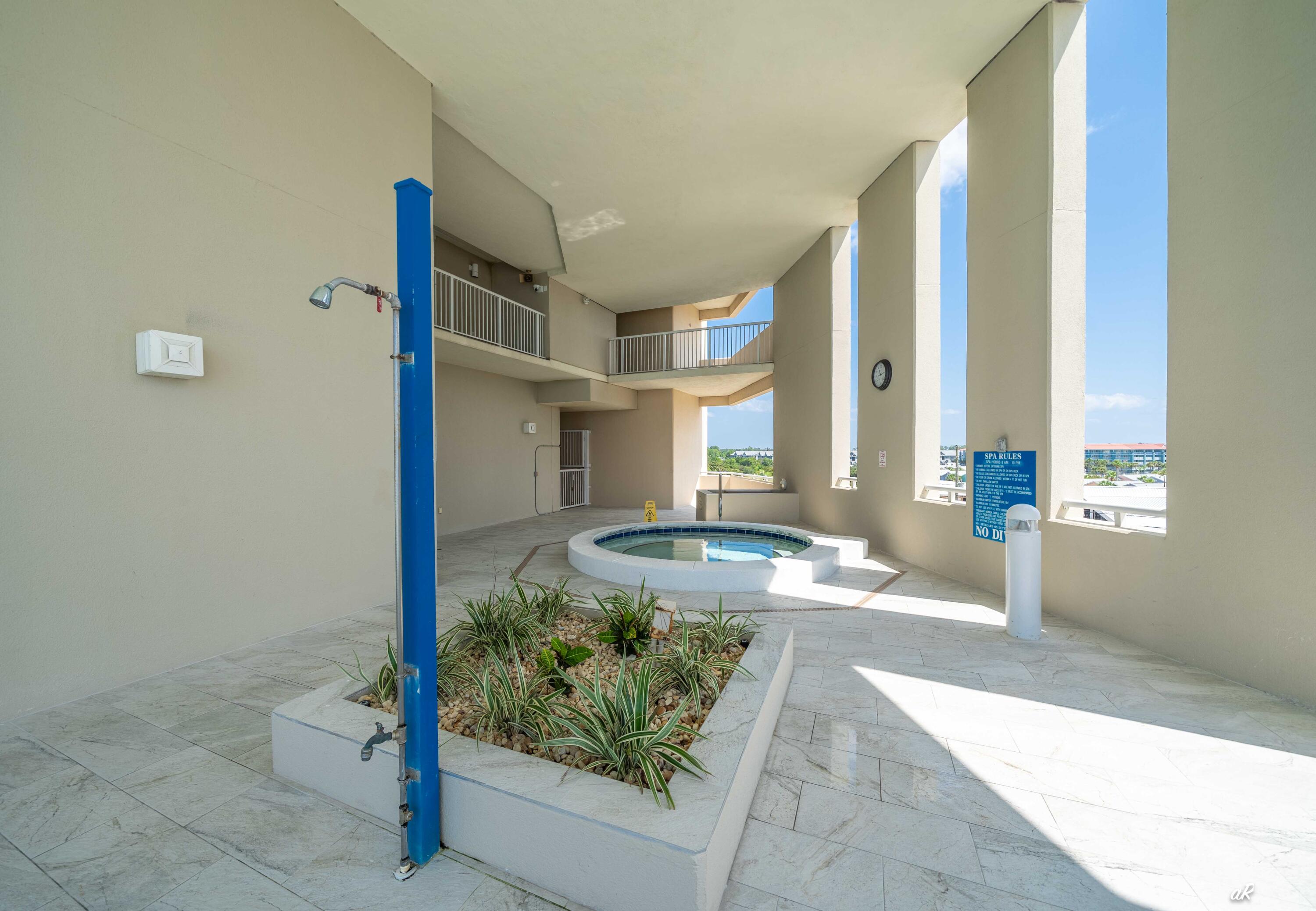 PALAZZO CONDOMINIUM - Residential