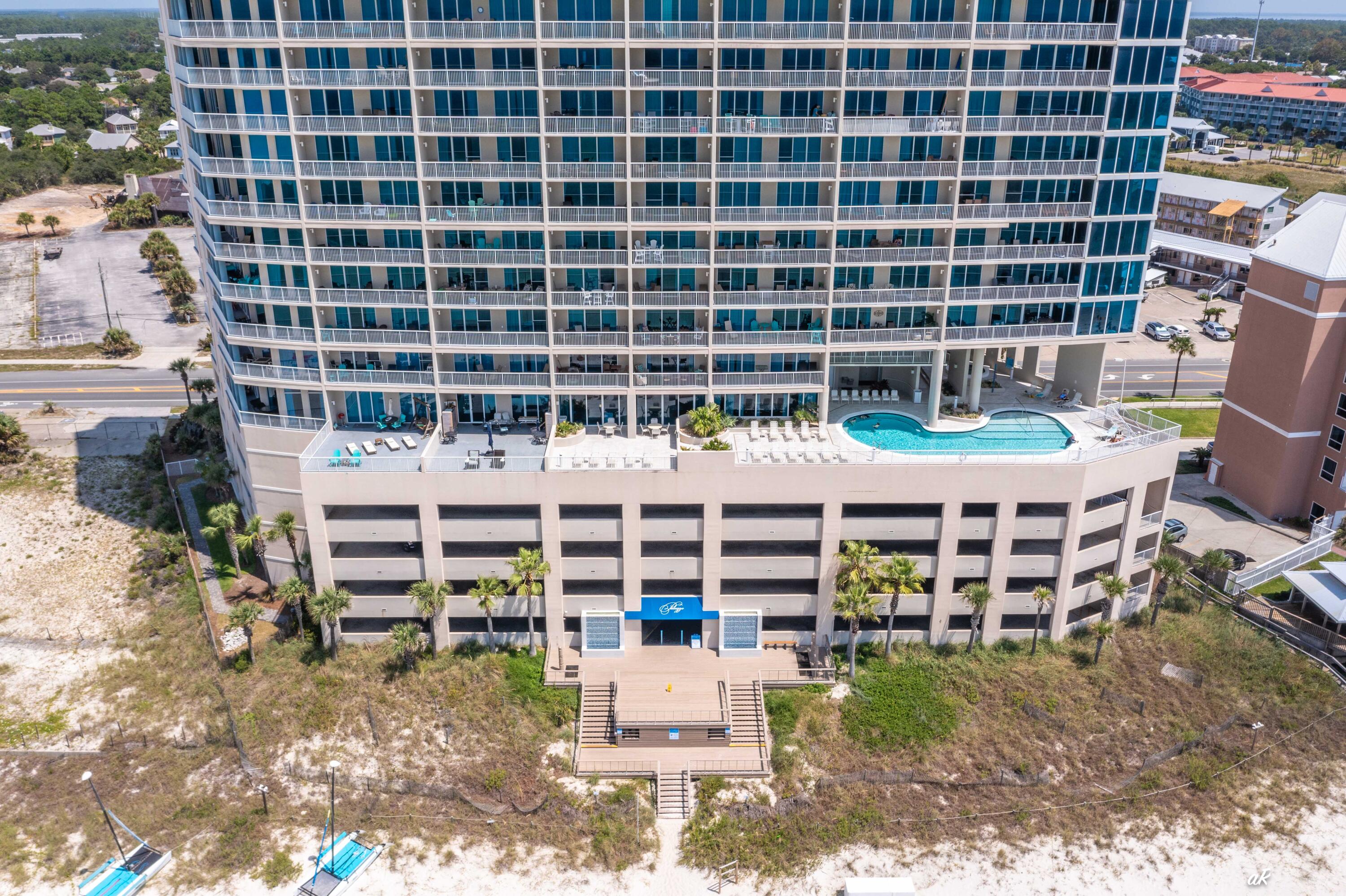 PALAZZO CONDOMINIUM - Residential