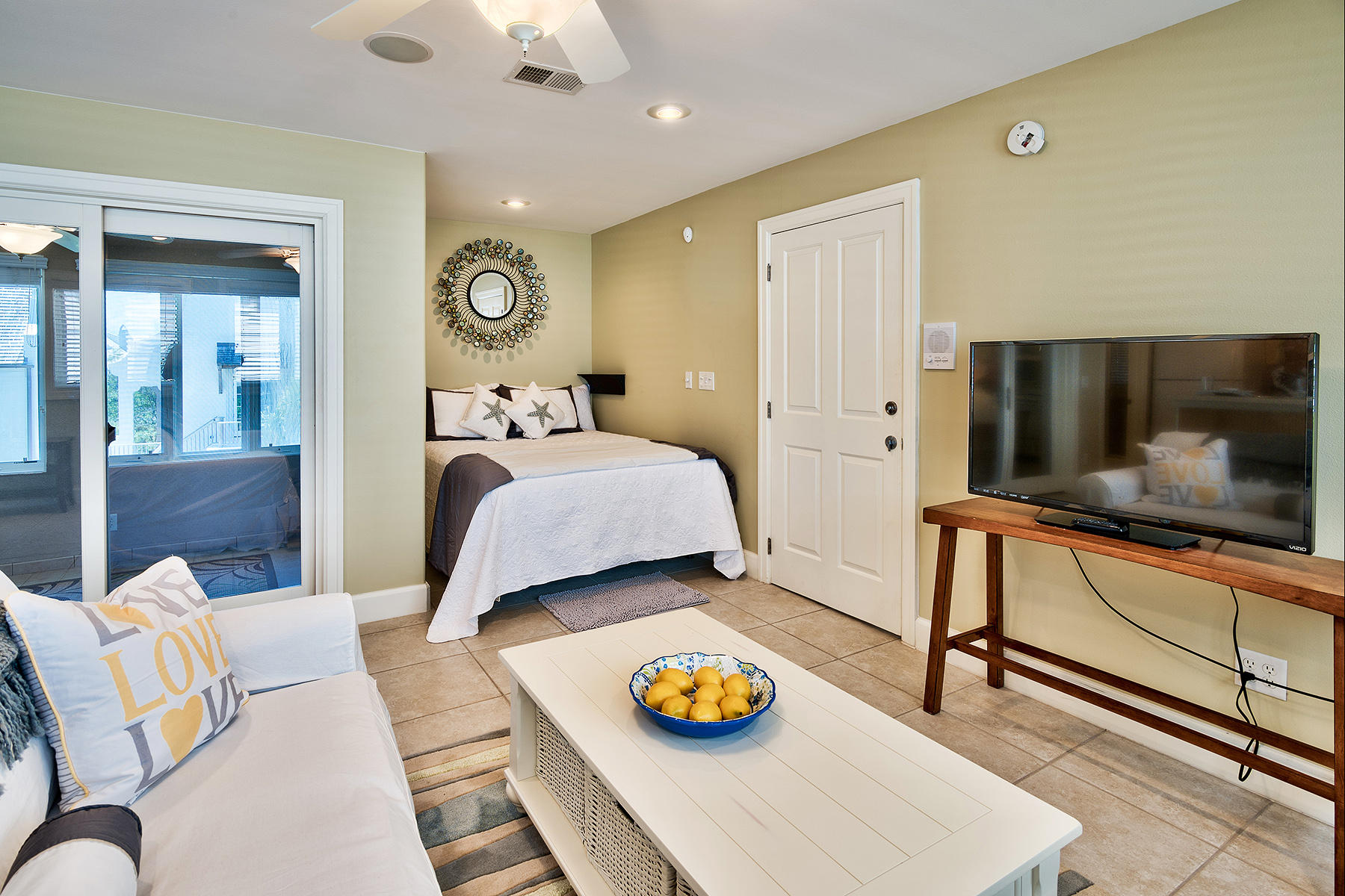 WATER'S EDGE - Residential