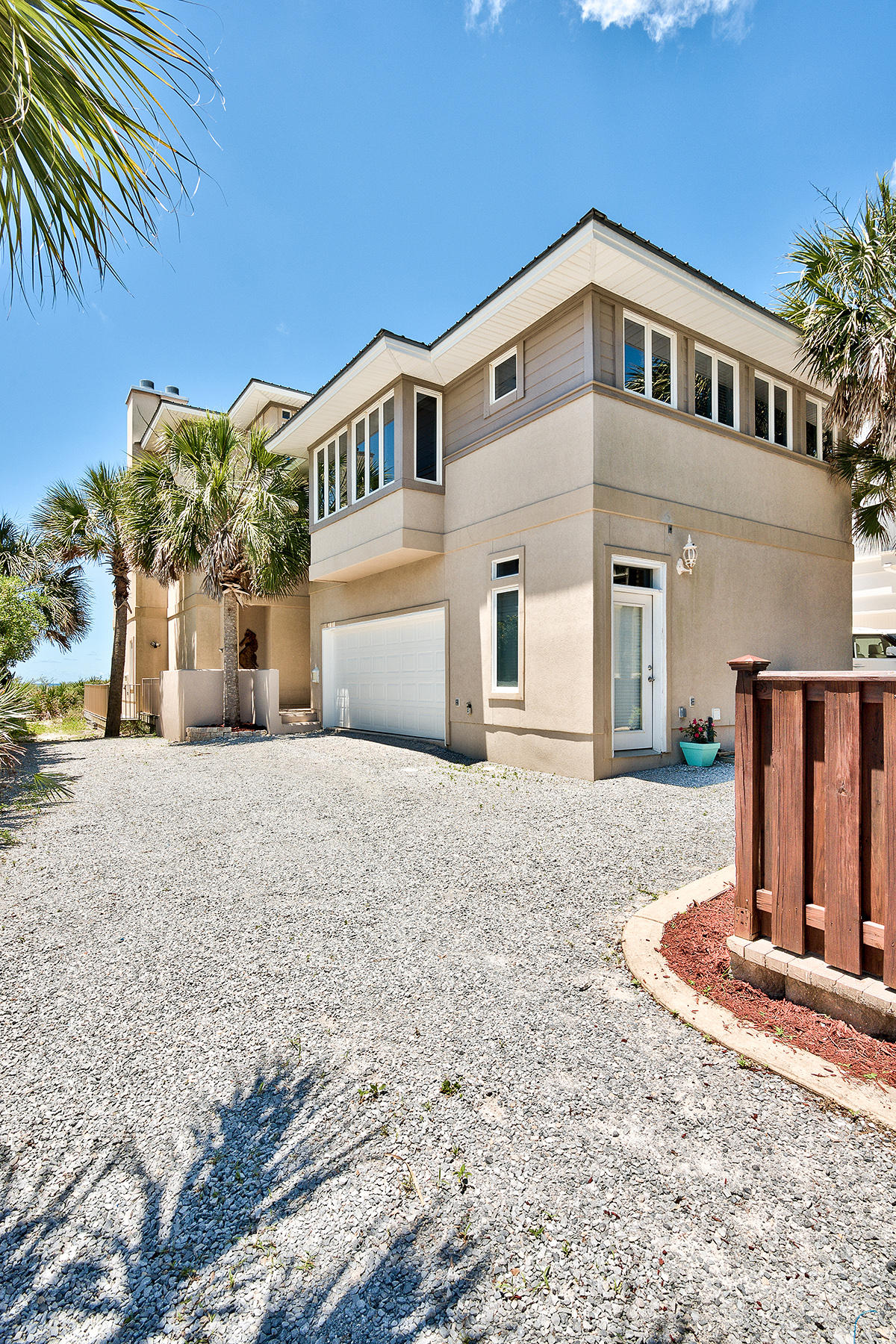 WATER'S EDGE - Residential