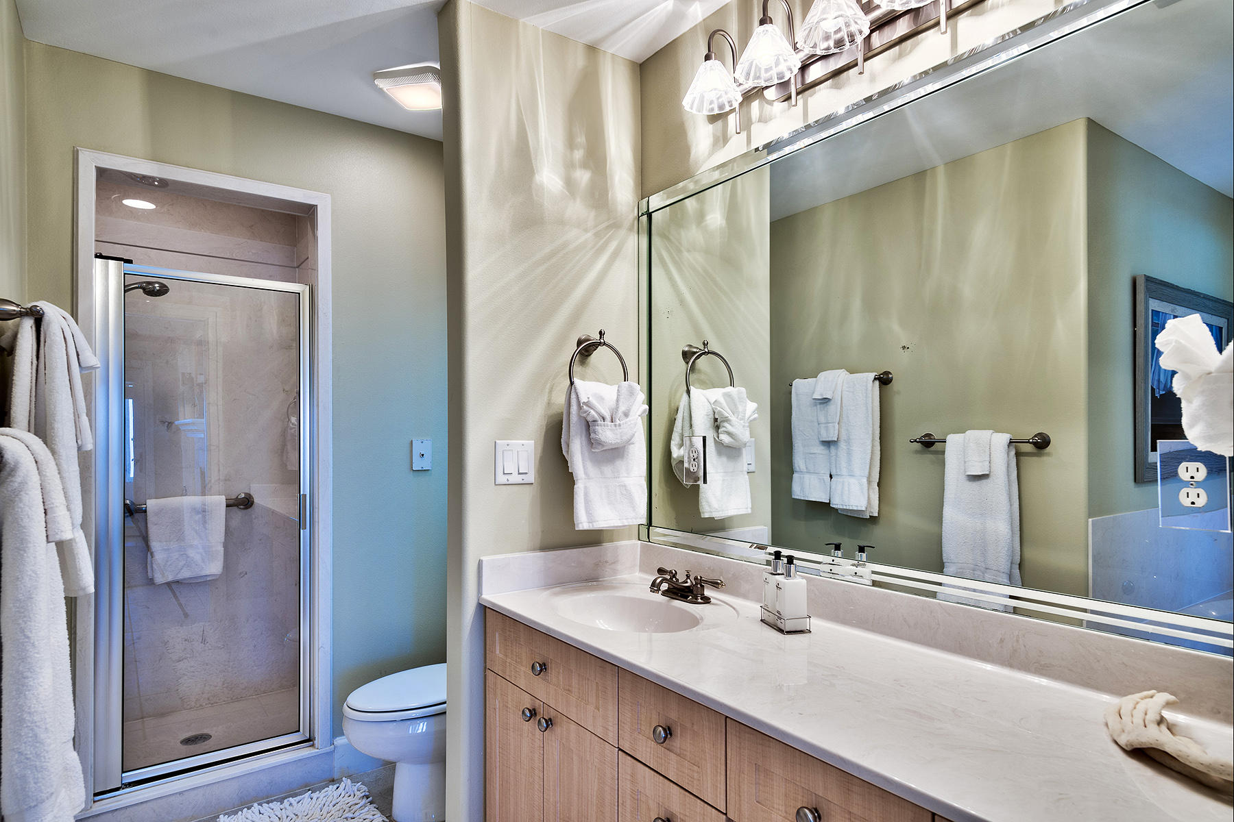 WATER'S EDGE - Residential