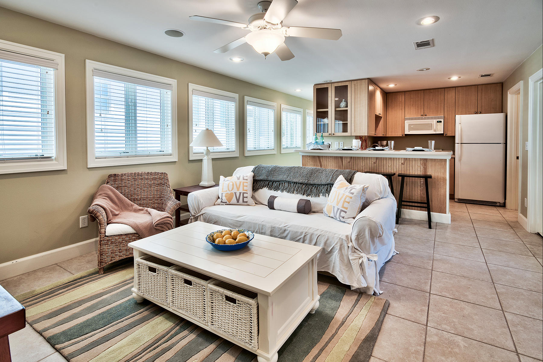 WATER'S EDGE - Residential