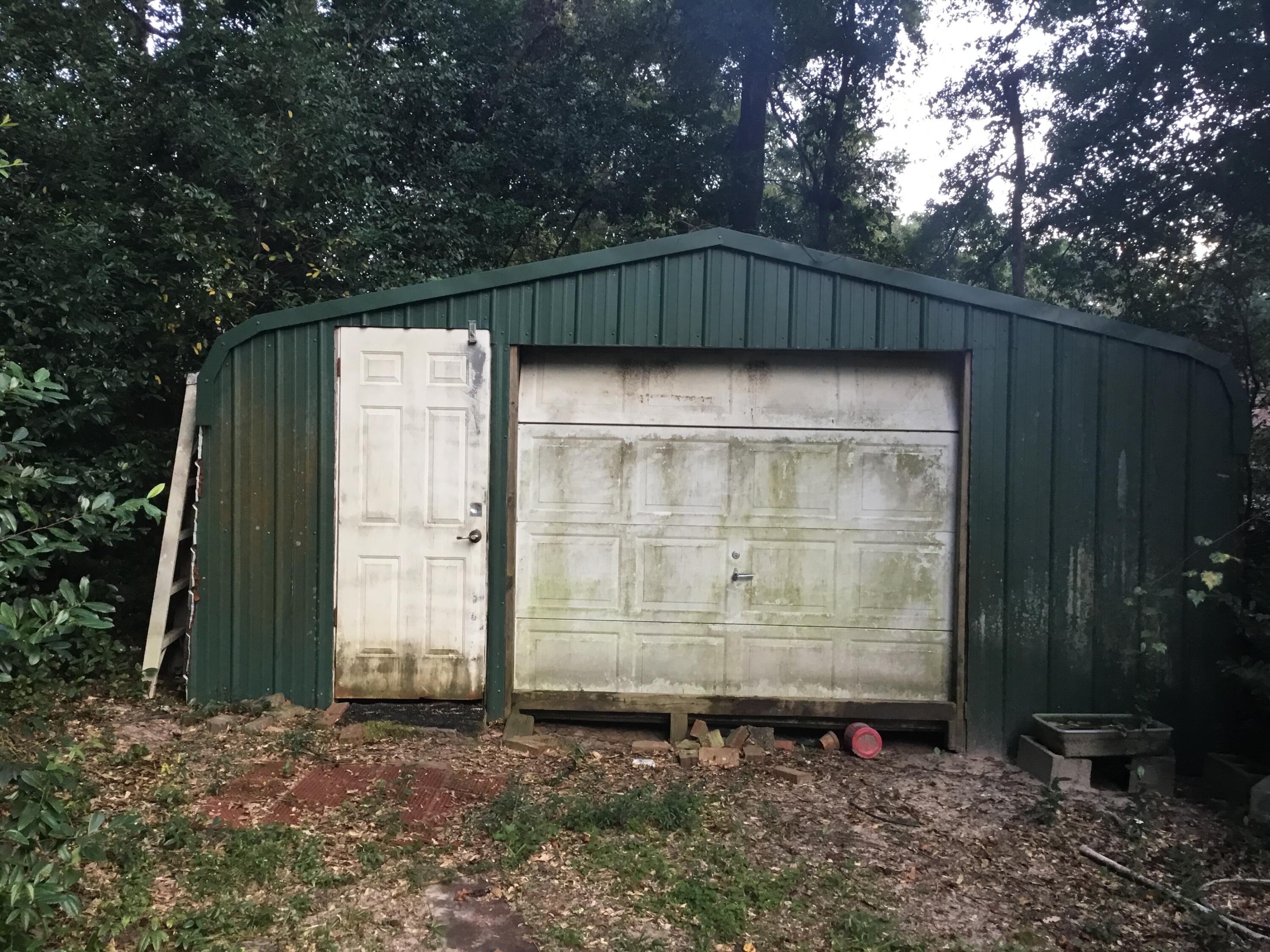 CRESTVIEW (231100.00)Brief Tax Description*JACK KENNEDY 1ST ADD LOTS 9, 10 & 11 BLK 6 - Residential