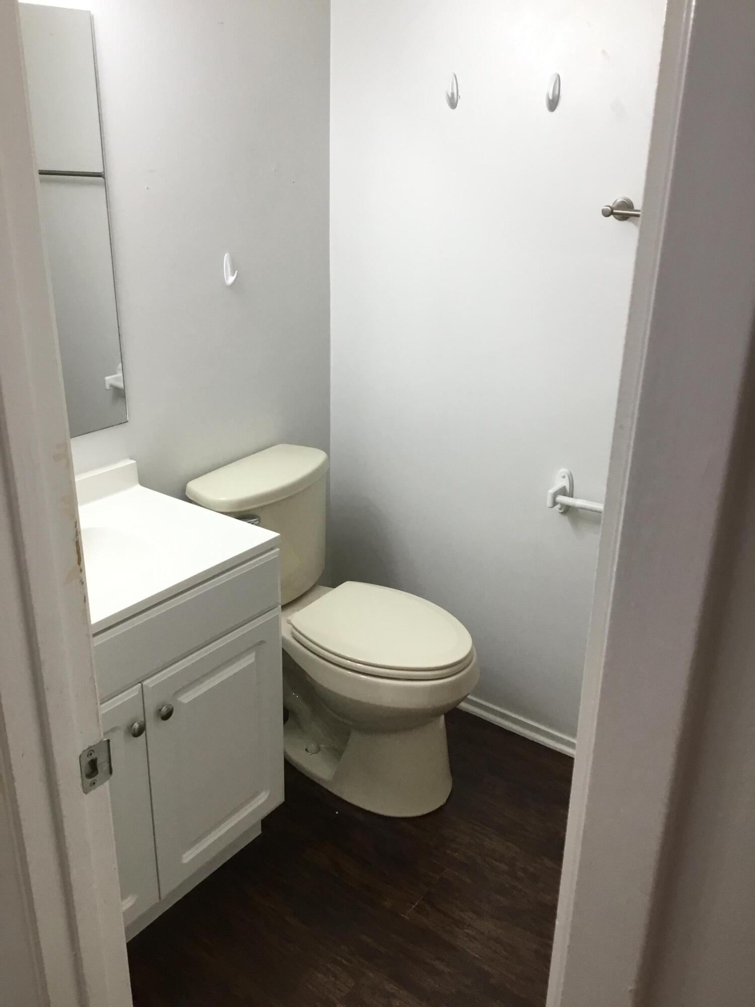 CRESTVIEW (231100.00)Brief Tax Description*JACK KENNEDY 1ST ADD LOTS 9, 10 & 11 BLK 6 - Residential