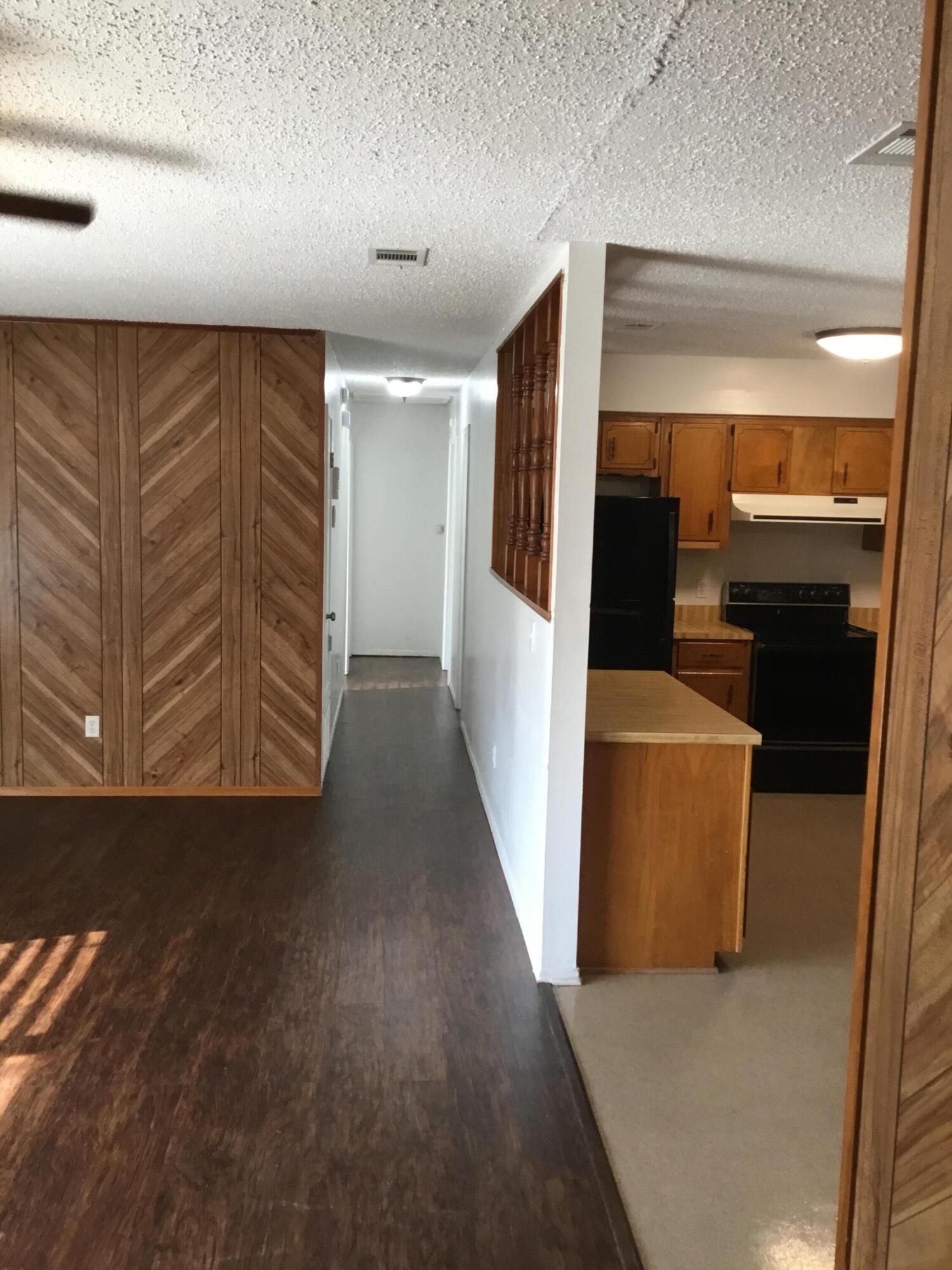 CRESTVIEW (231100.00)Brief Tax Description*JACK KENNEDY 1ST ADD LOTS 9, 10 & 11 BLK 6 - Residential