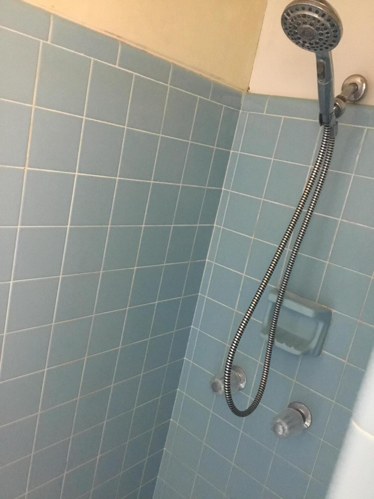 CRESTVIEW (231100.00)Brief Tax Description*JACK KENNEDY 1ST ADD LOTS 9, 10 & 11 BLK 6 - Residential