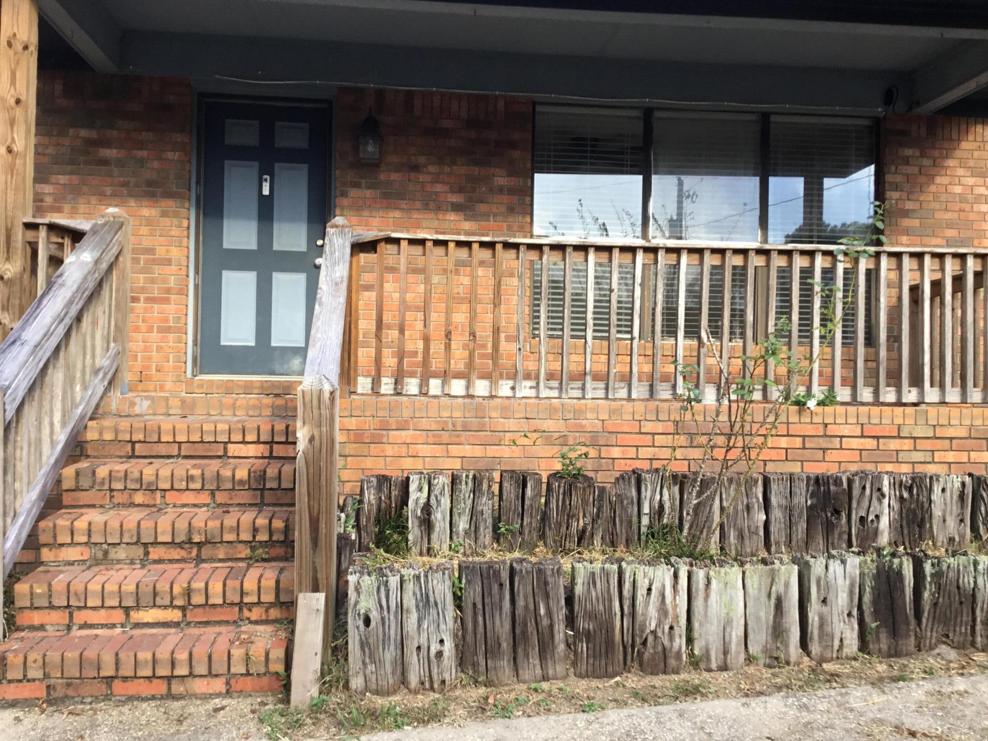 CRESTVIEW (231100.00)Brief Tax Description*JACK KENNEDY 1ST ADD LOTS 9, 10 & 11 BLK 6 - Residential