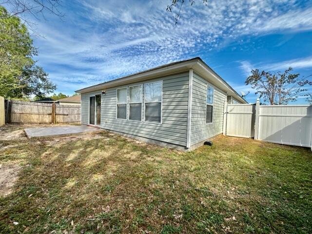 COUNTRYVIEW ESTATES - Residential Lease