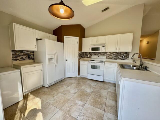 COUNTRYVIEW ESTATES - Residential Lease