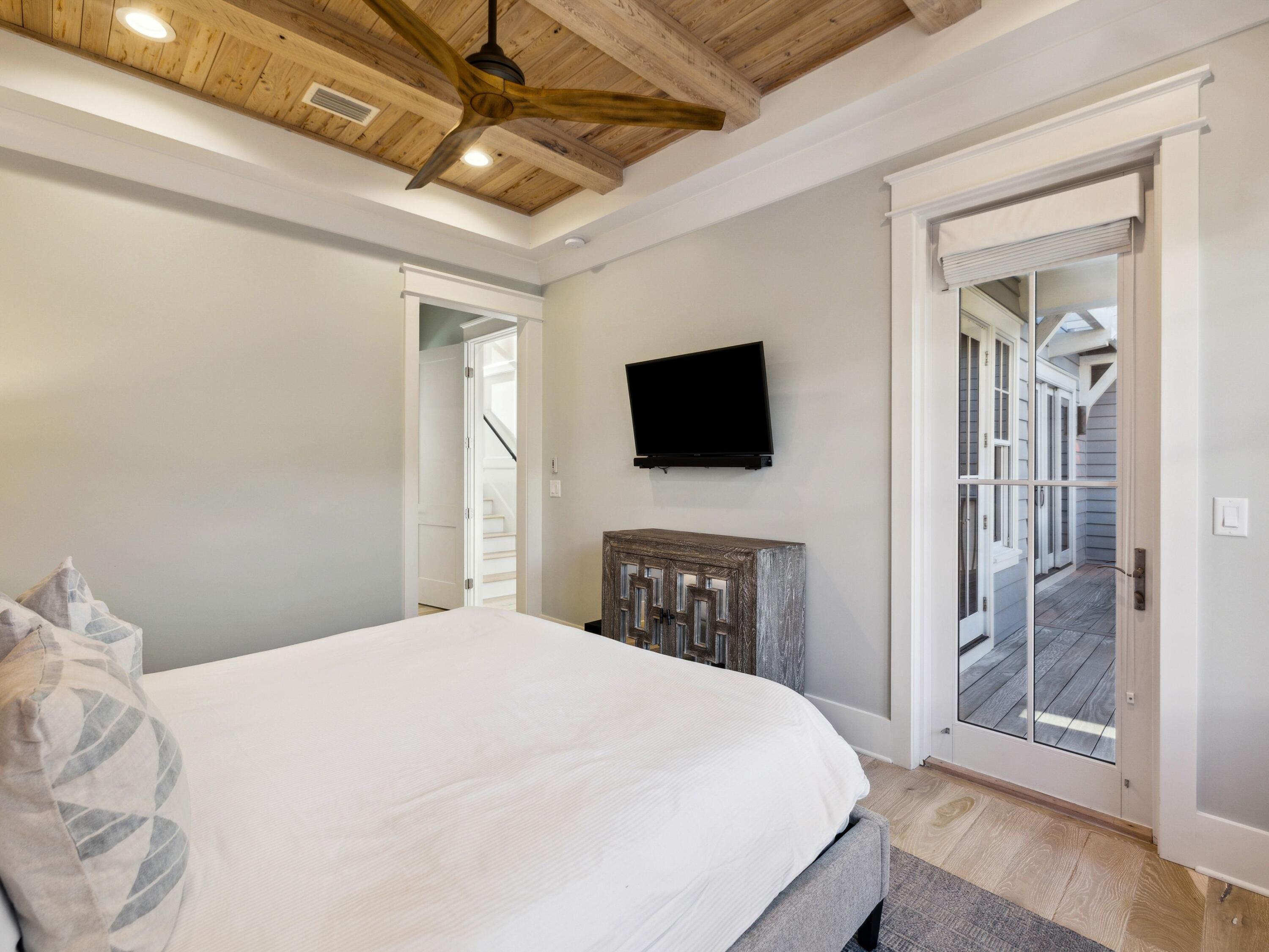 SEAGROVE 3RD ADDN - Residential
