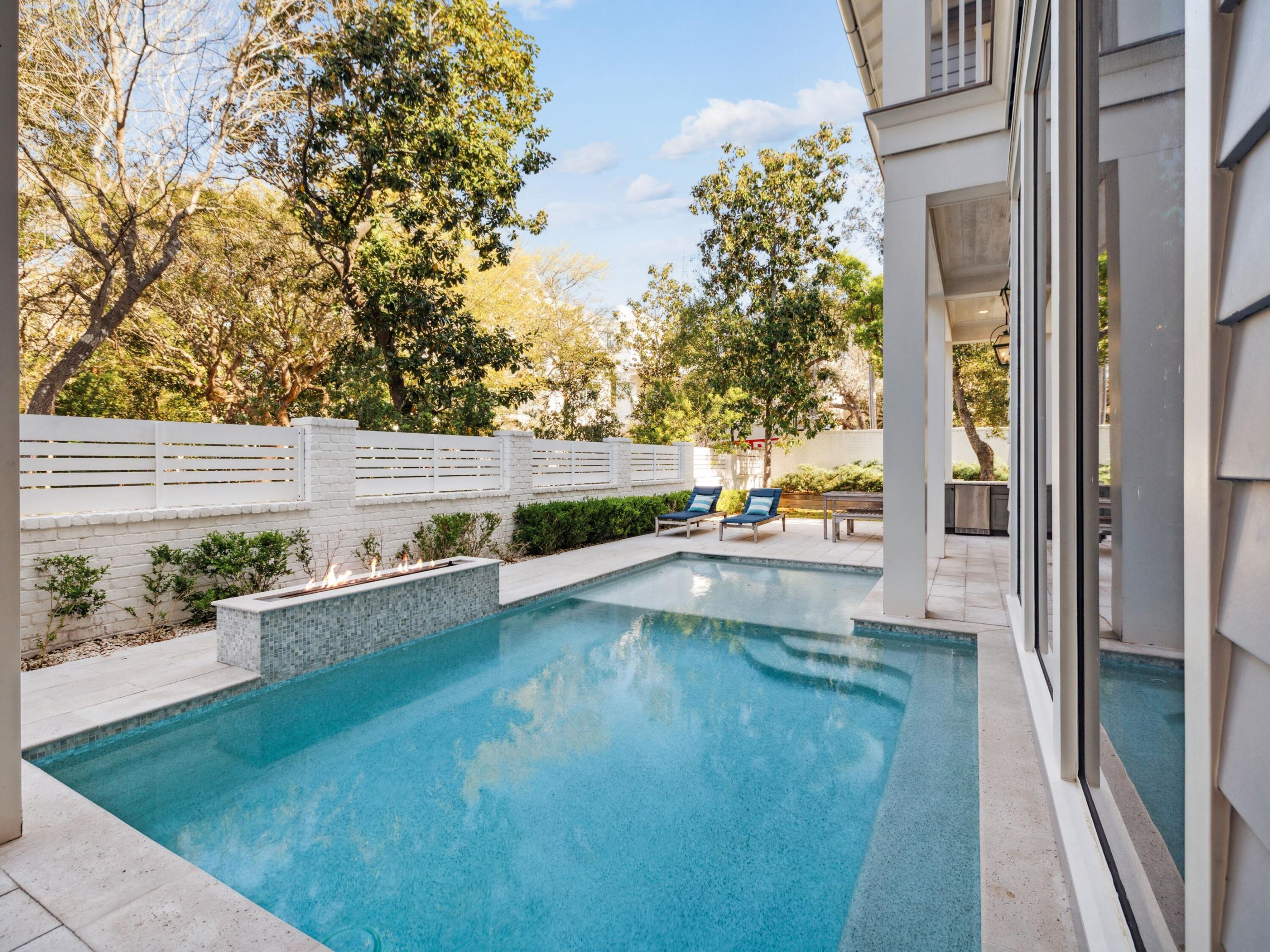 SEAGROVE 3RD ADDN - Residential