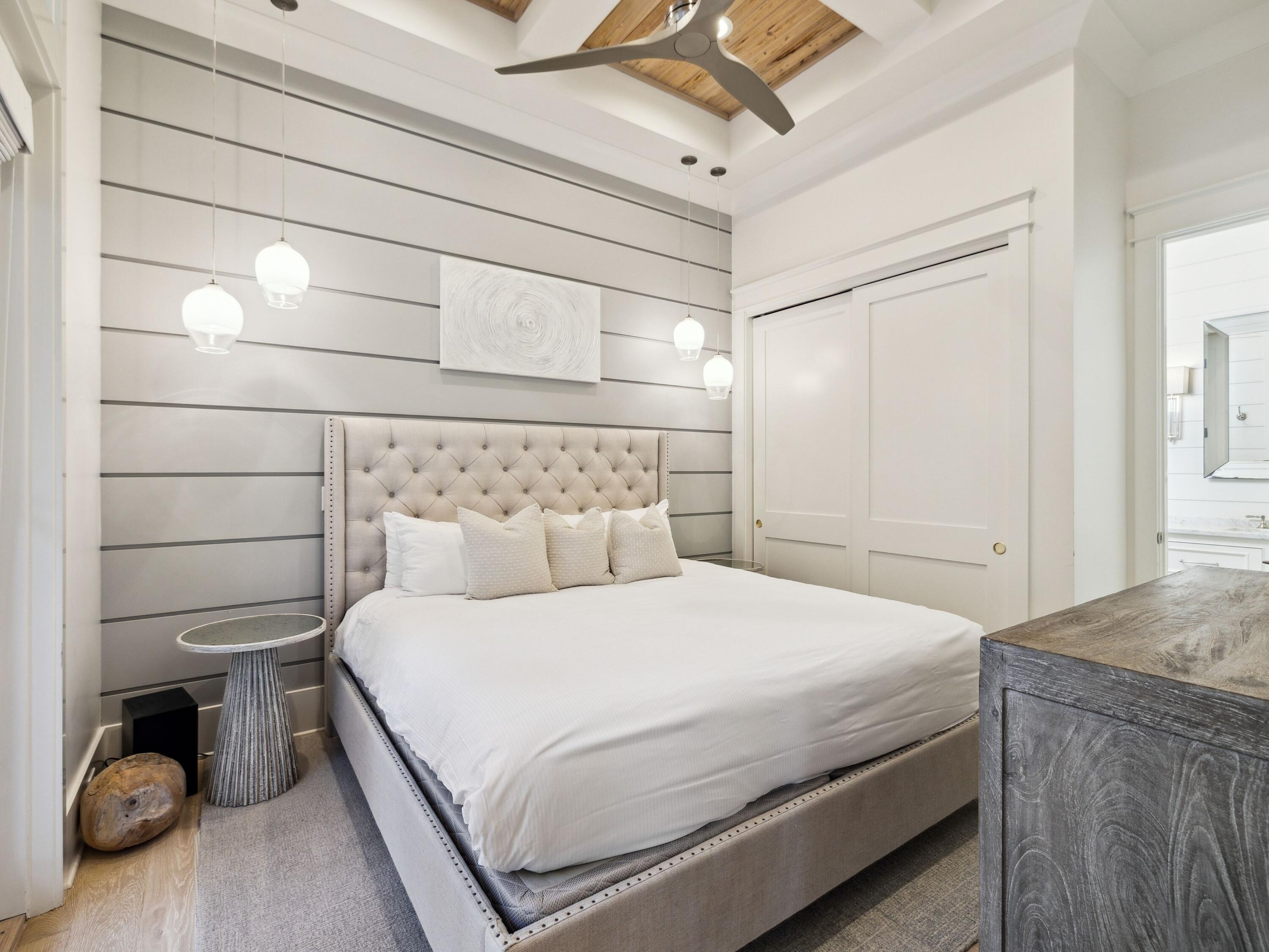 SEAGROVE 3RD ADDN - Residential
