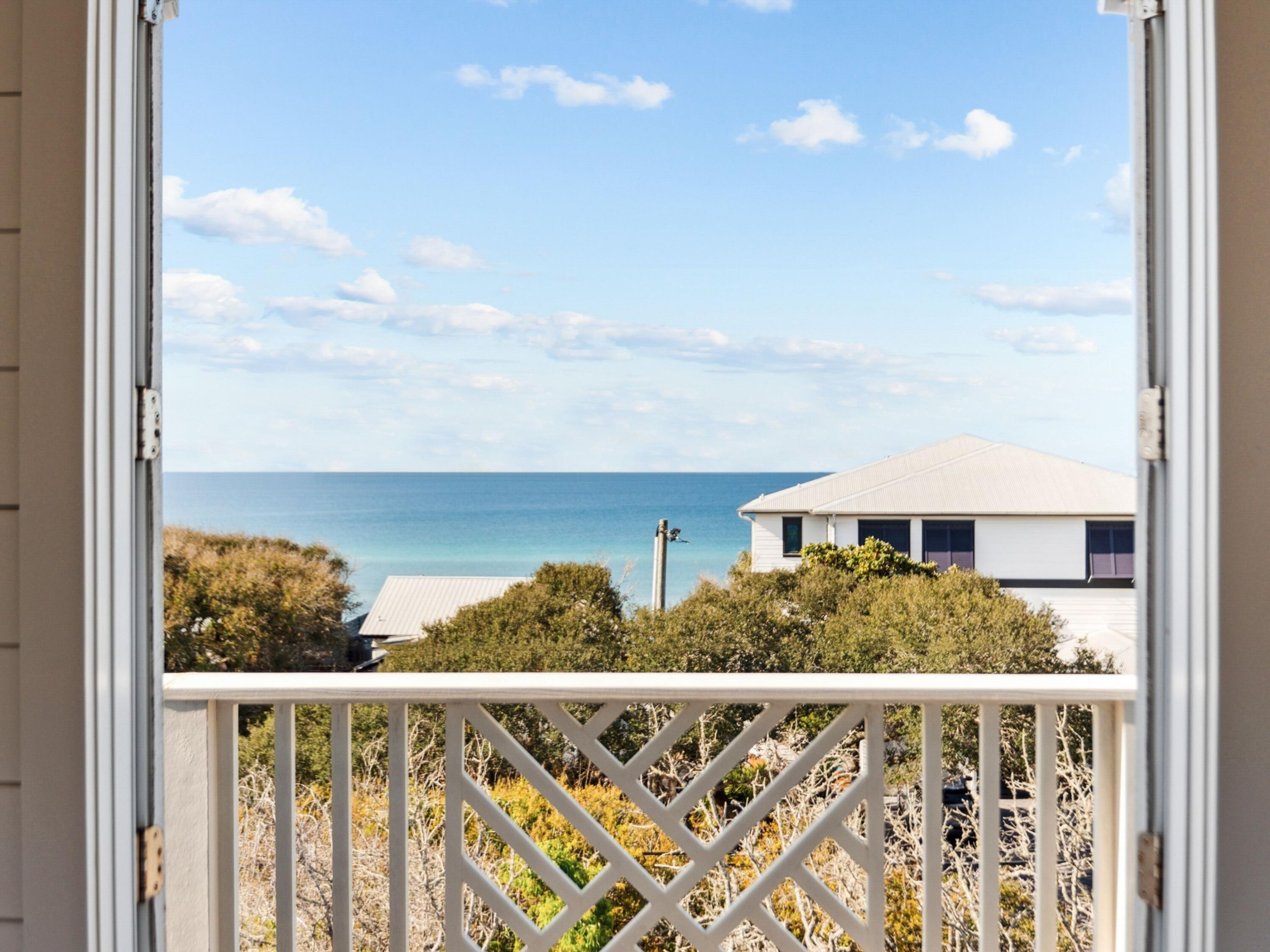 SEAGROVE 3RD ADDN - Residential