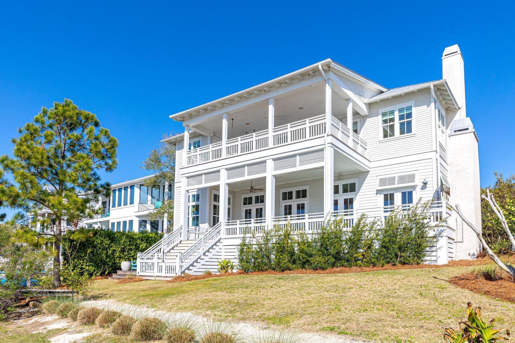 LAKEWOOD POINTE ESTATES - Residential