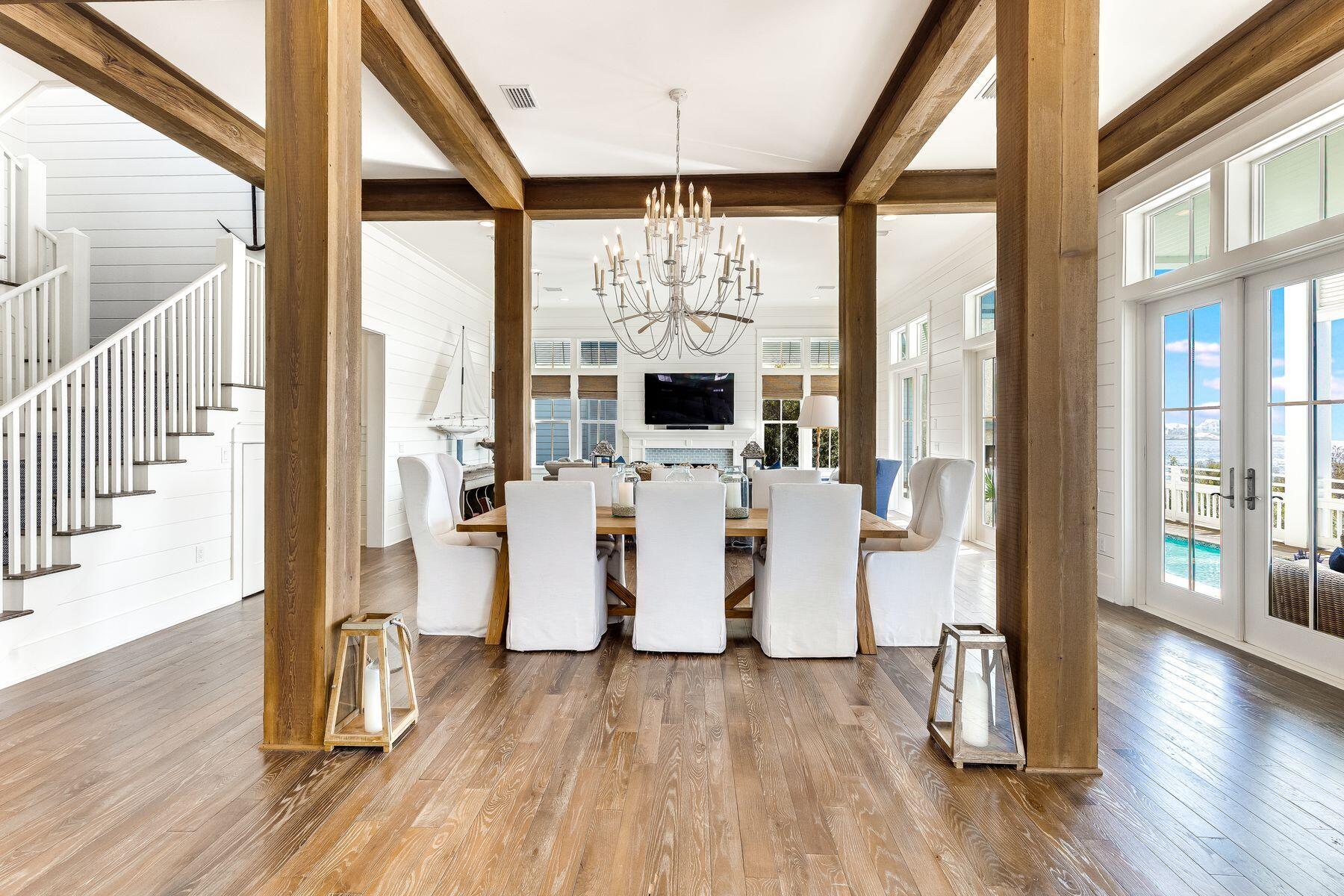 LAKEWOOD POINTE ESTATES - Residential