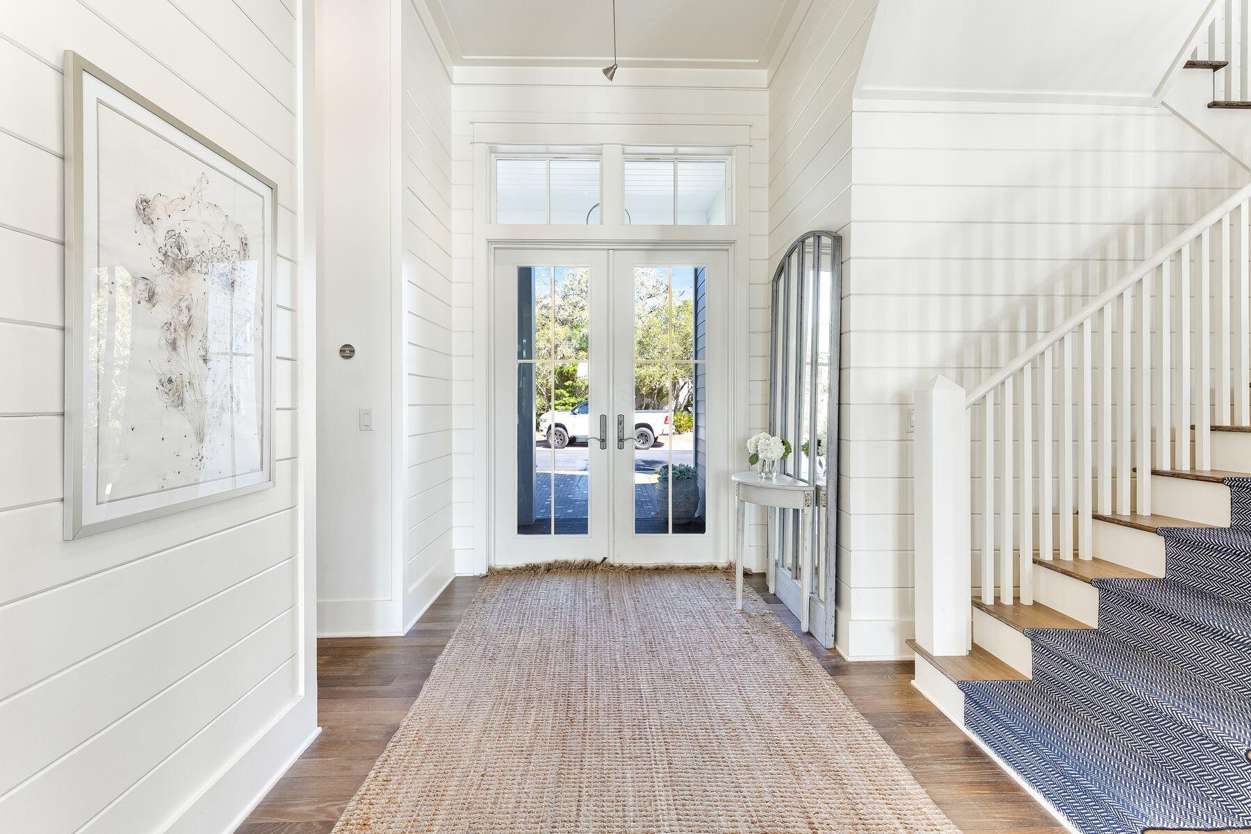 LAKEWOOD POINTE ESTATES - Residential