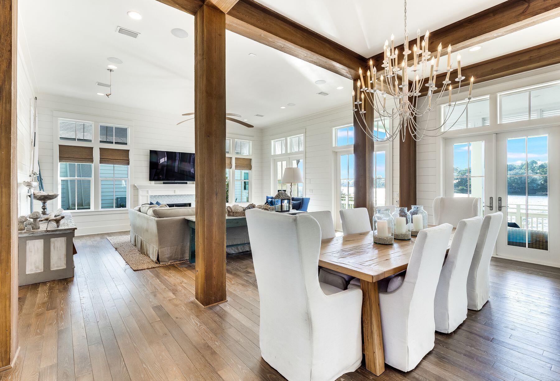 LAKEWOOD POINTE ESTATES - Residential